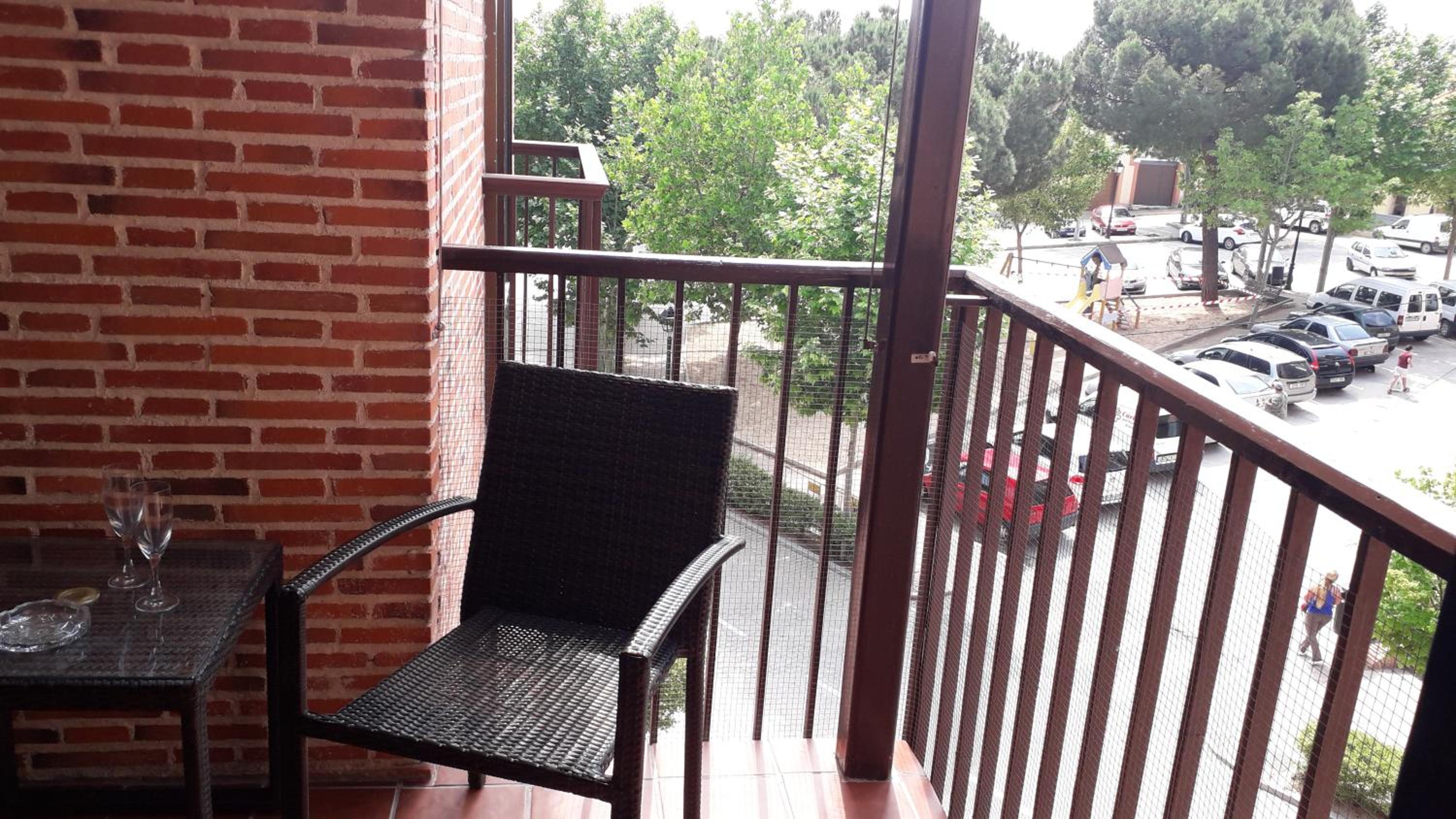 Three-Bedroom Apartment - Photo 38