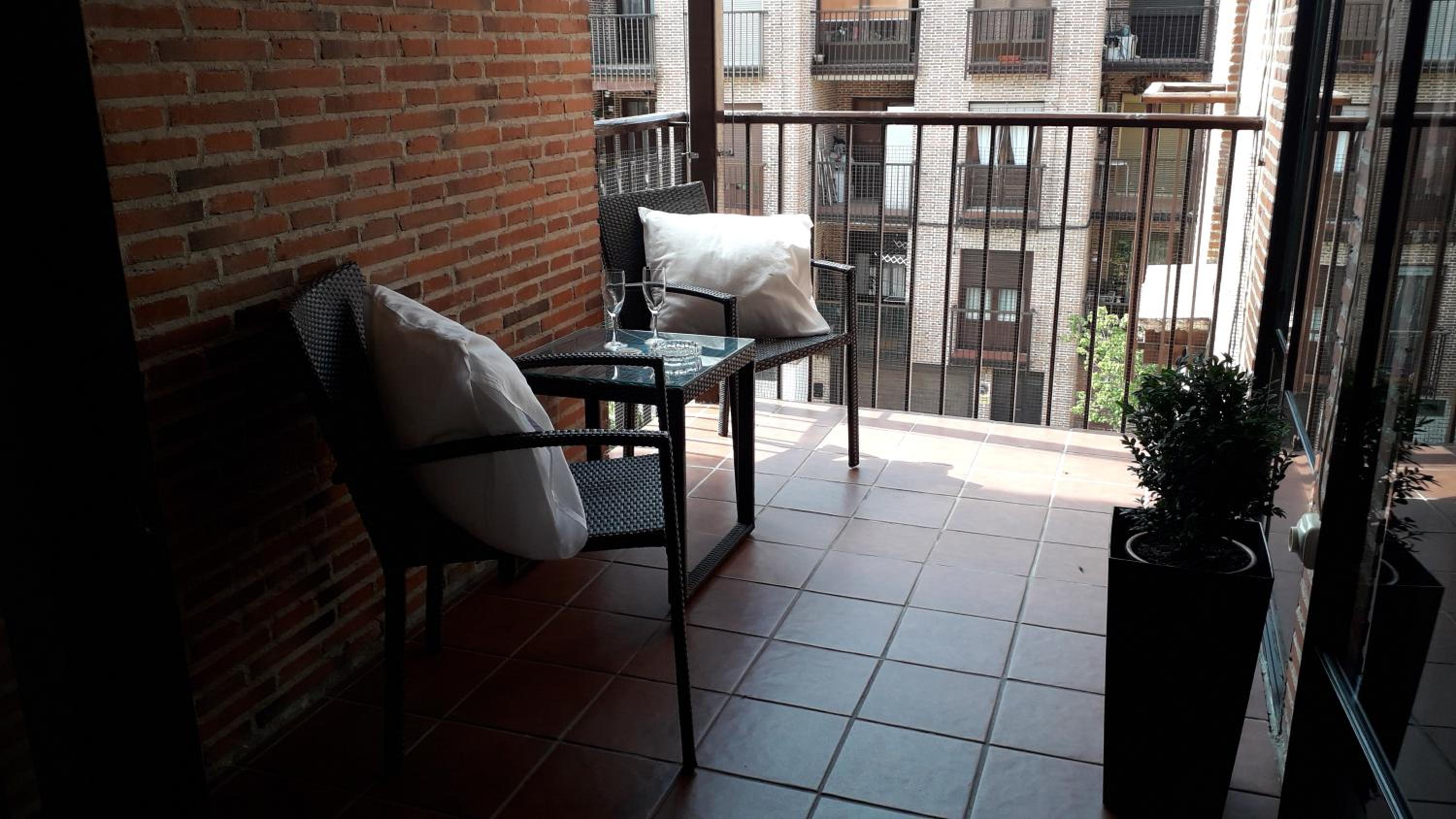 Three-Bedroom Apartment - Photo 36