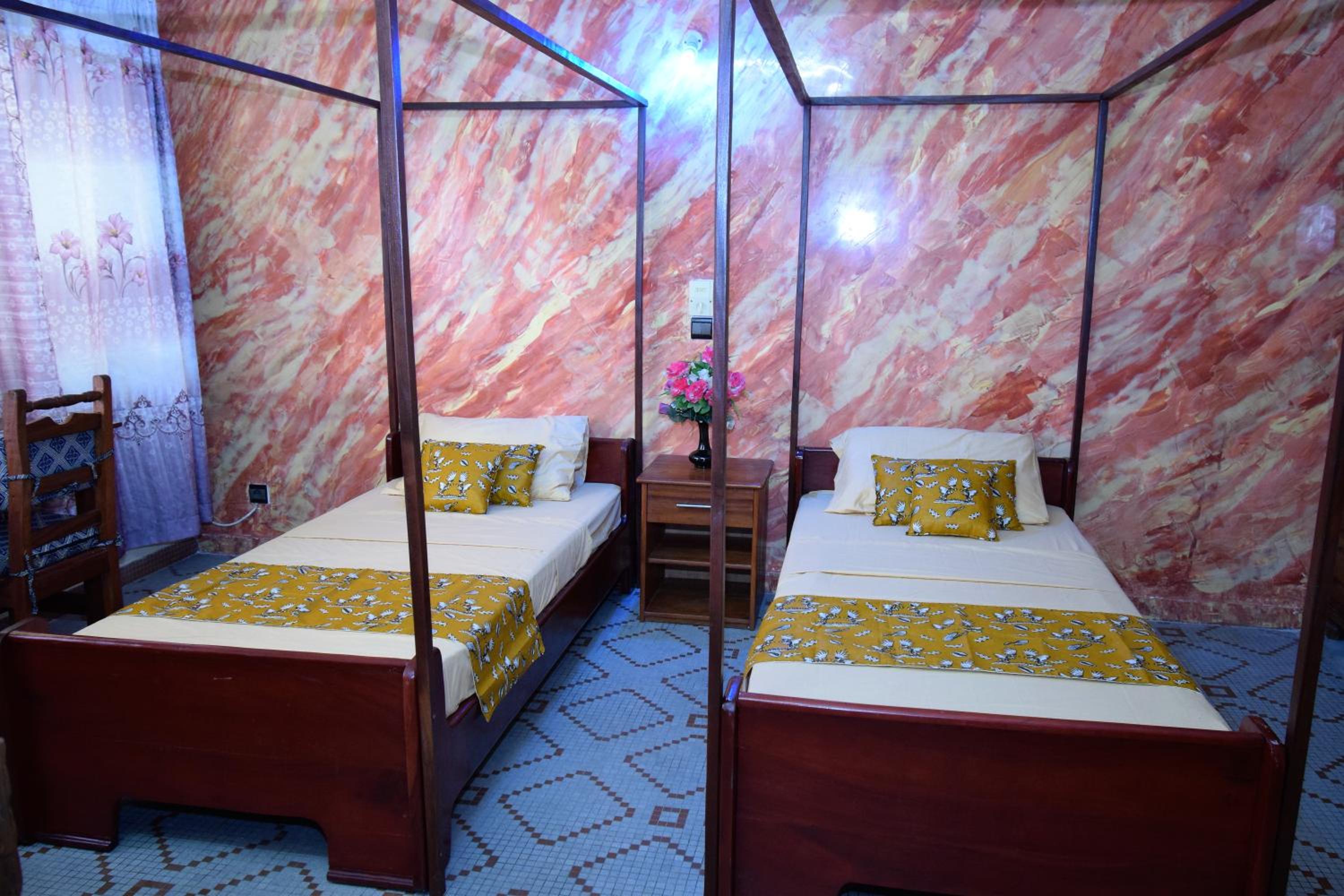 Standard Double Room with Fan photo 2