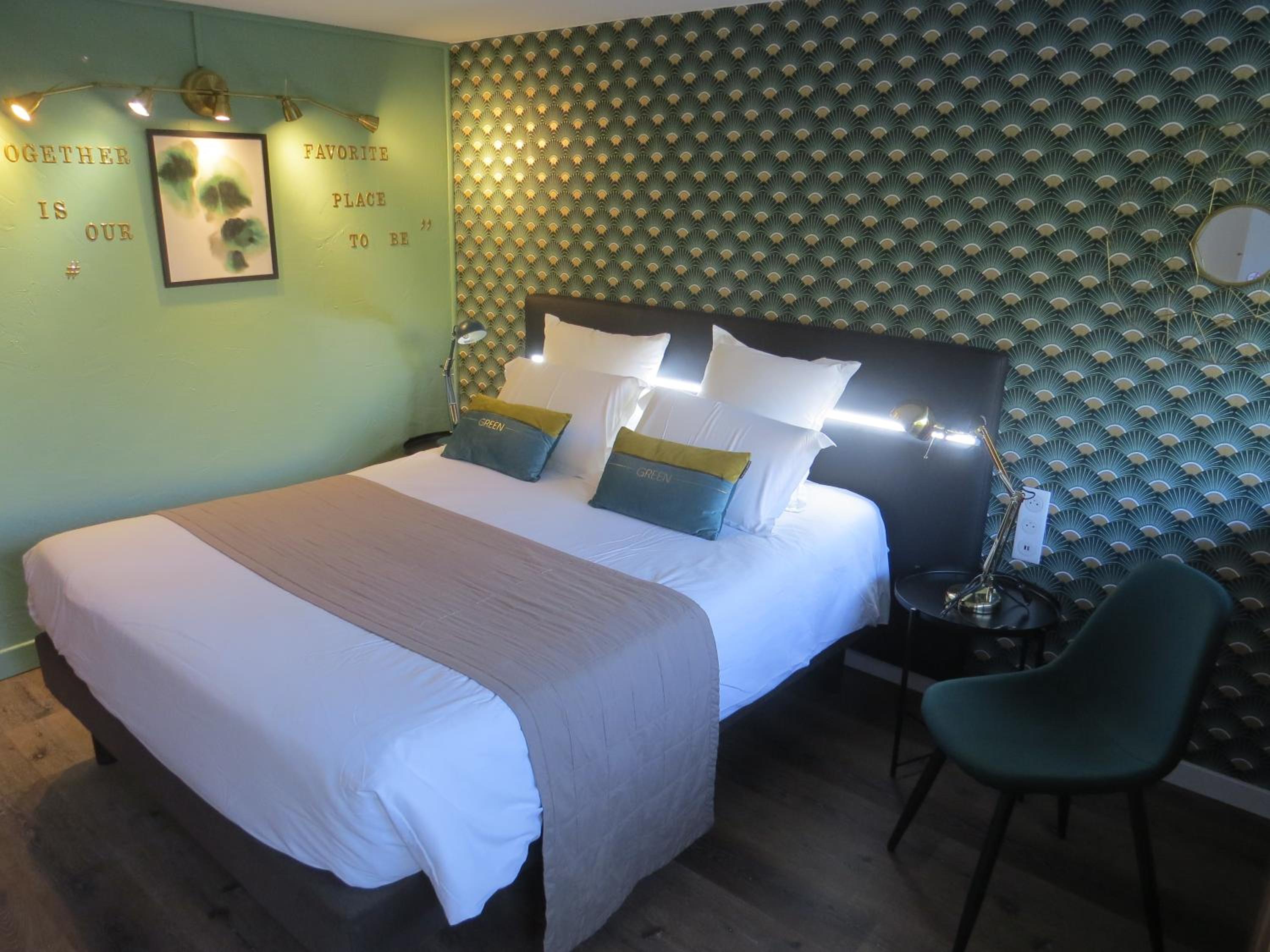 Double Room - Photo 9