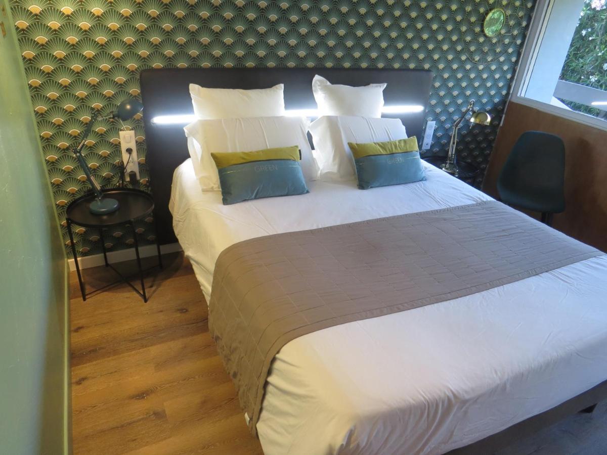 Double Room - Photo 10