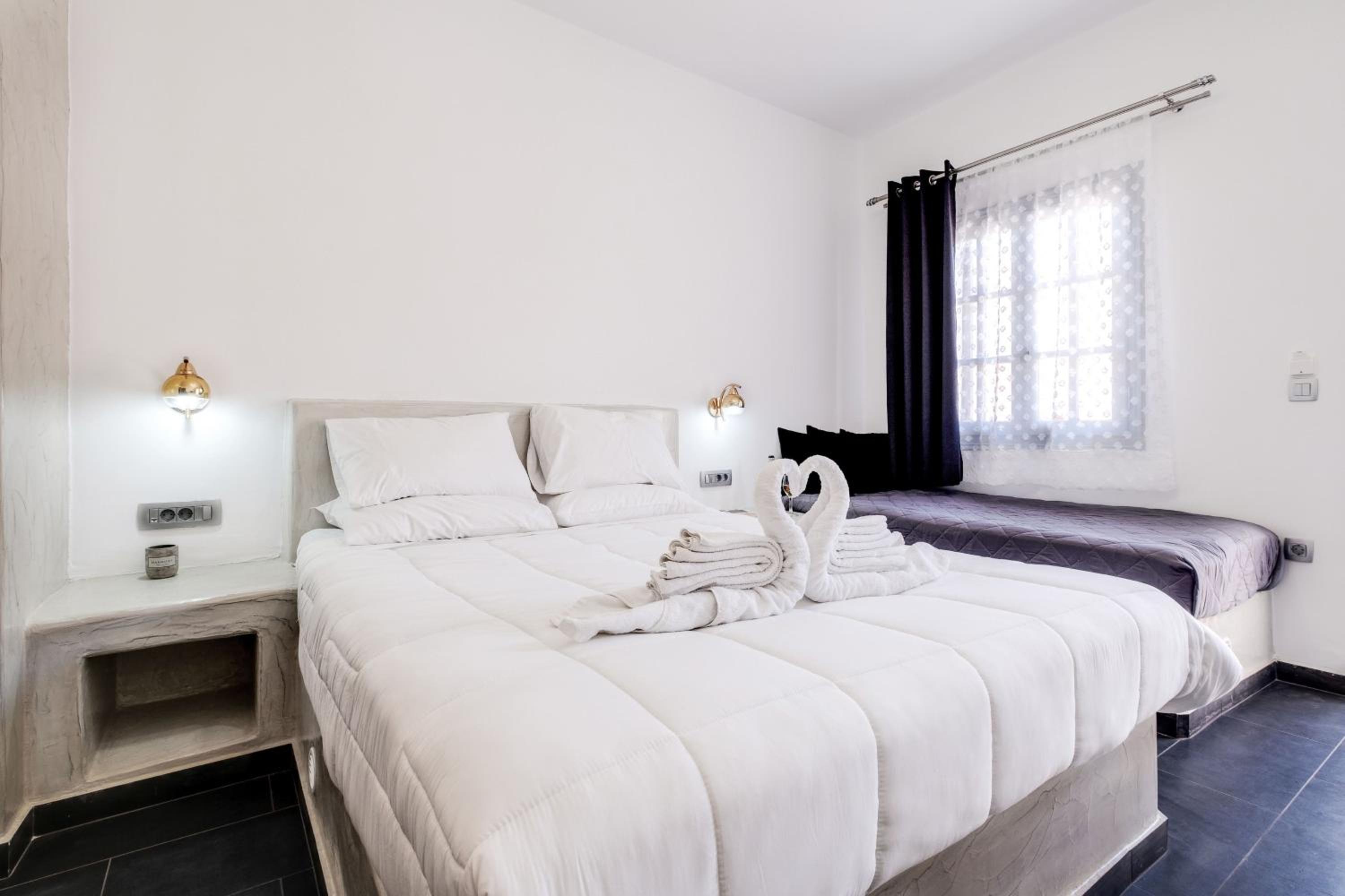 Studio with Side Sea View