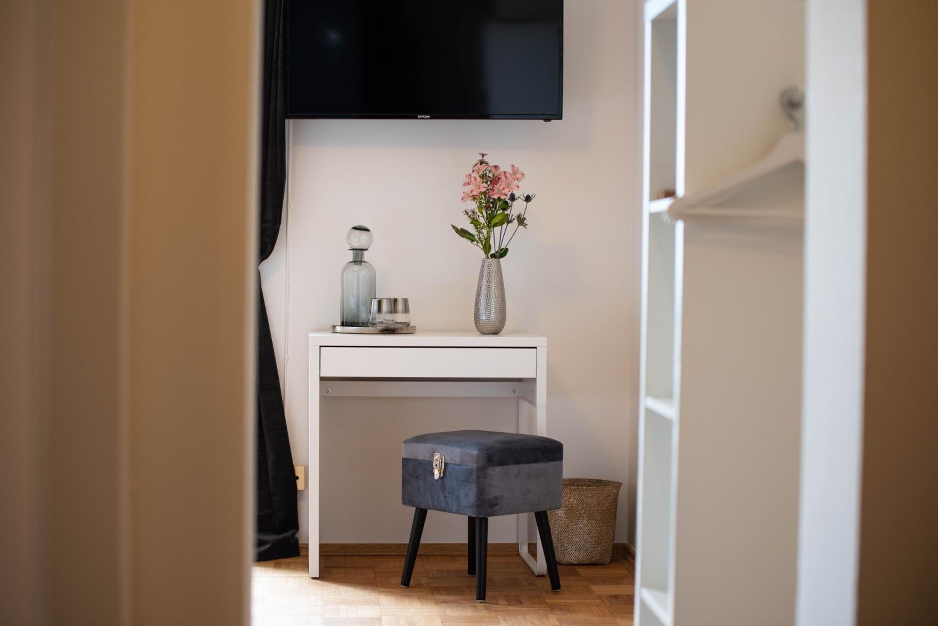Double Room - Photo 2