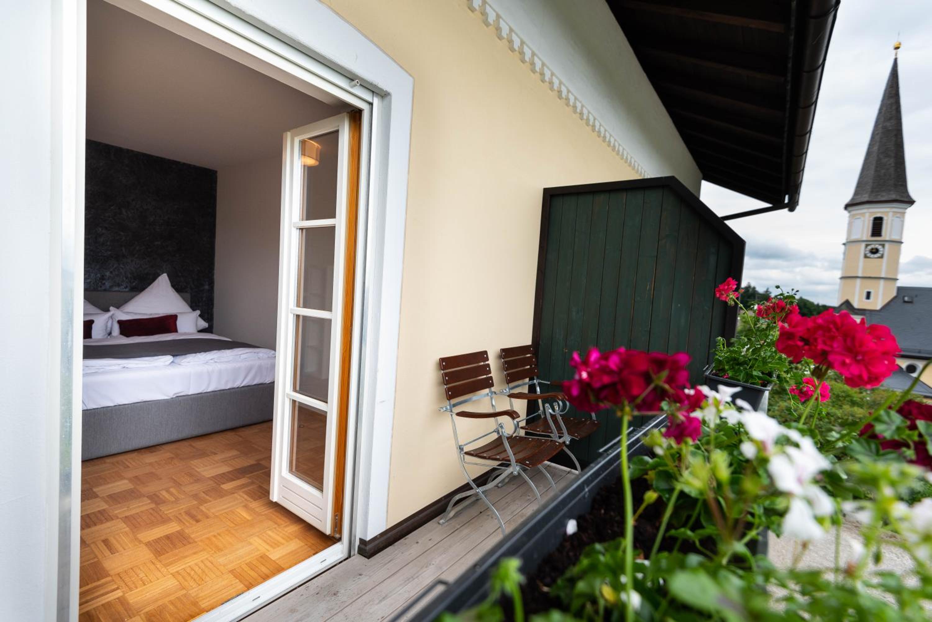 Double Room - Photo 8