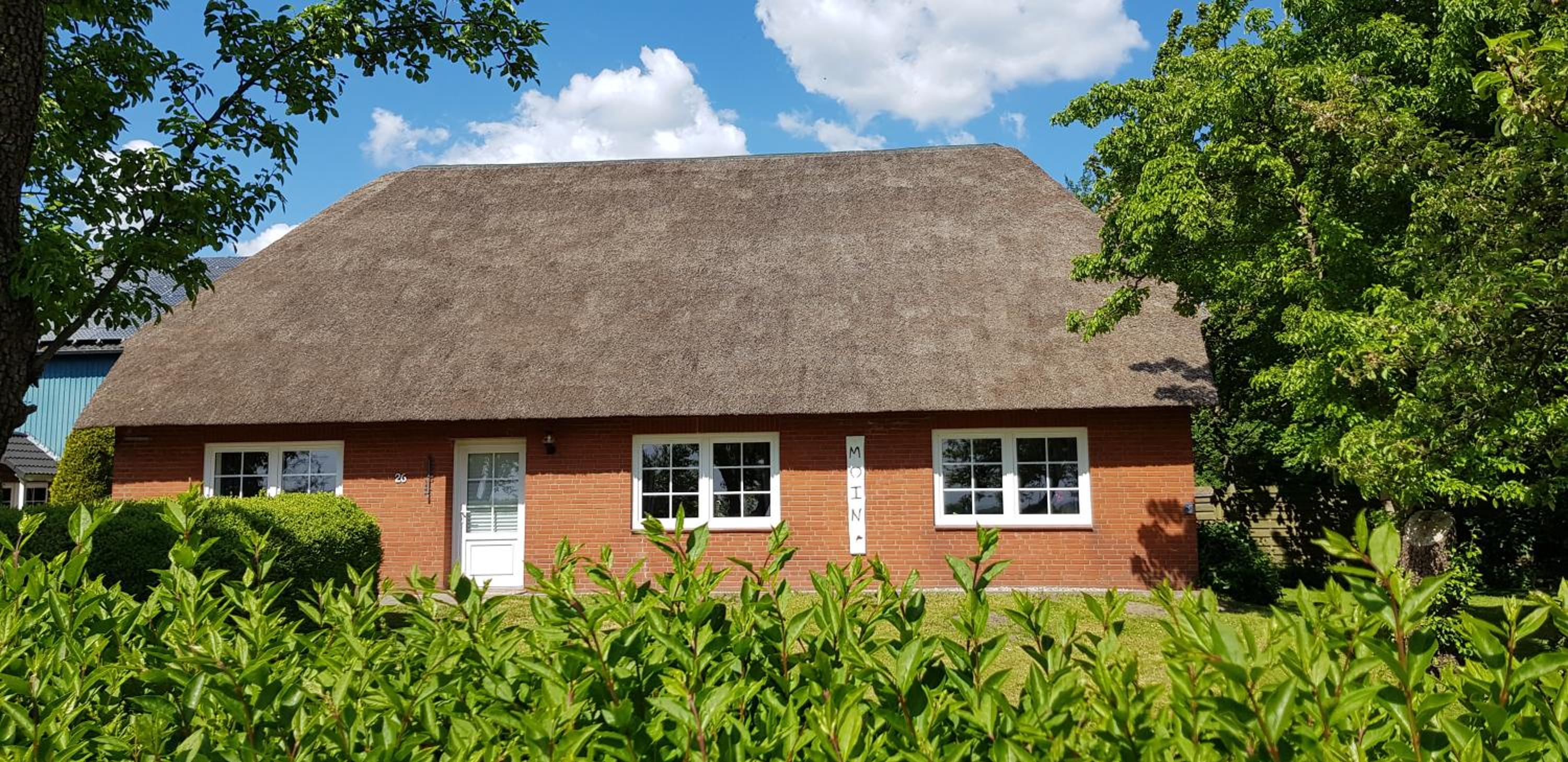 Three-Bedroom House photo 2