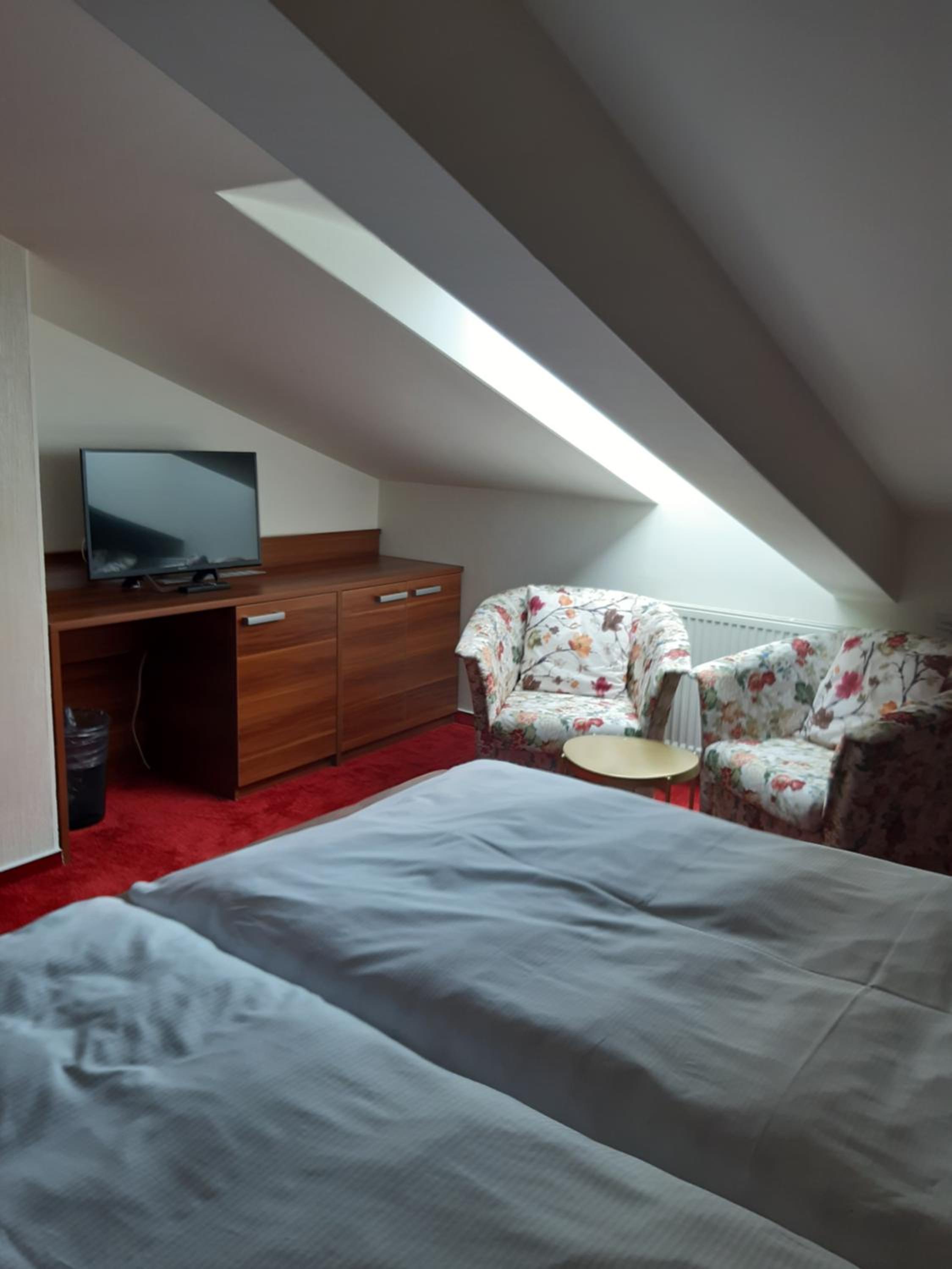 Economy Double Room photo 1