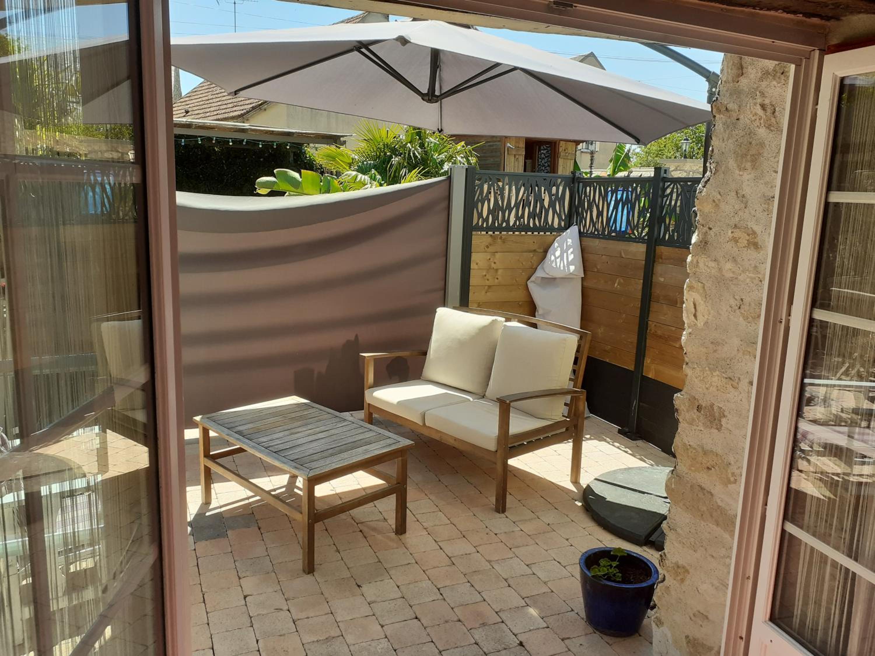 Standard Double Room - Photo 4