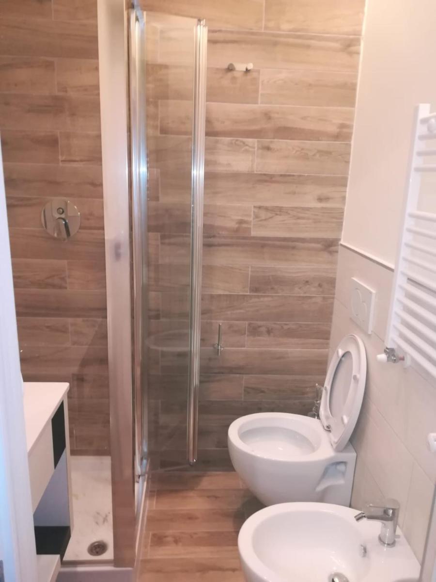 Double or Twin Room - Photo 7