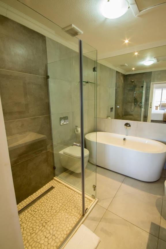 Two-Bedroom Apartment - Photo 10