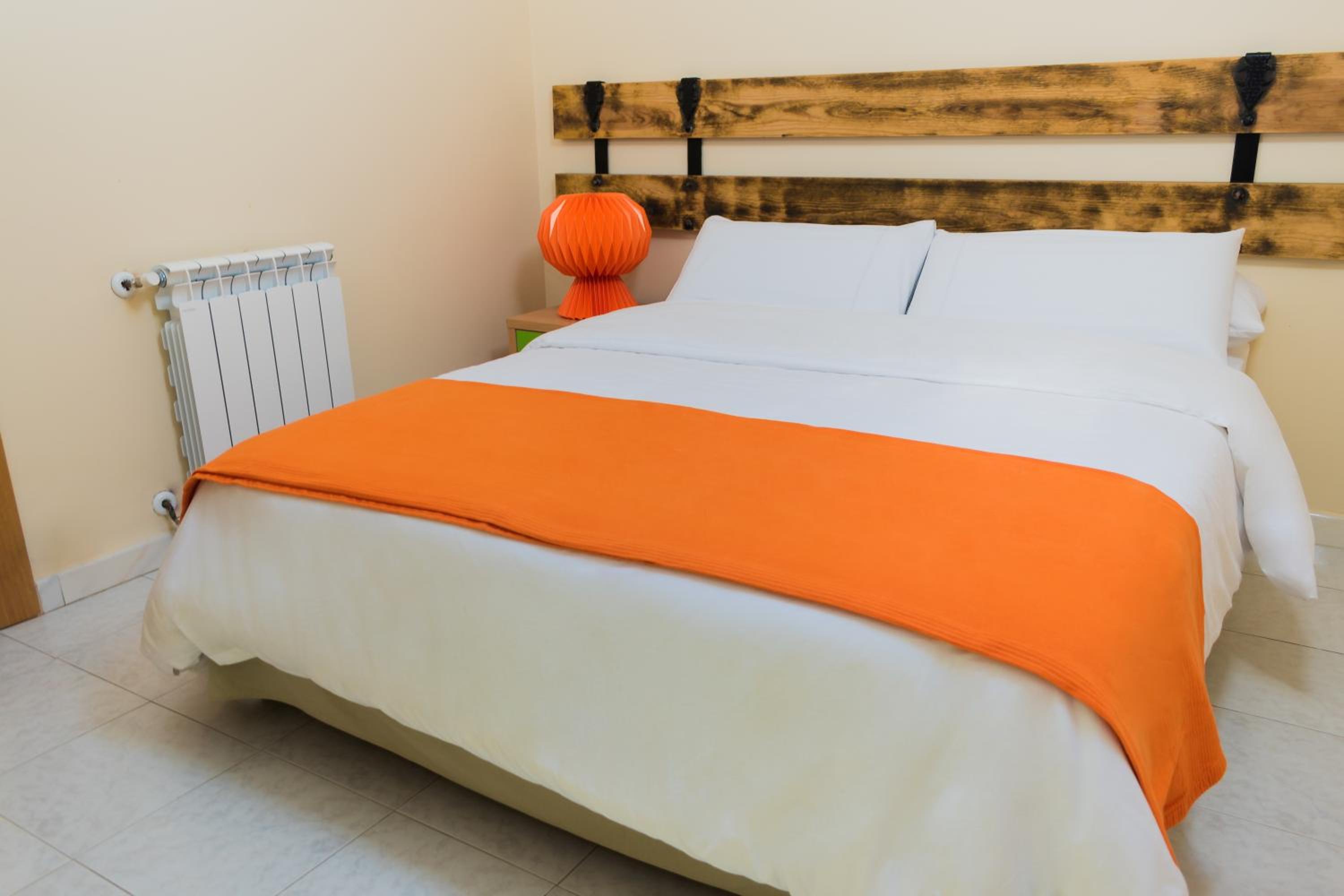 Apartamento de Dos Habitaciones con Terraza
