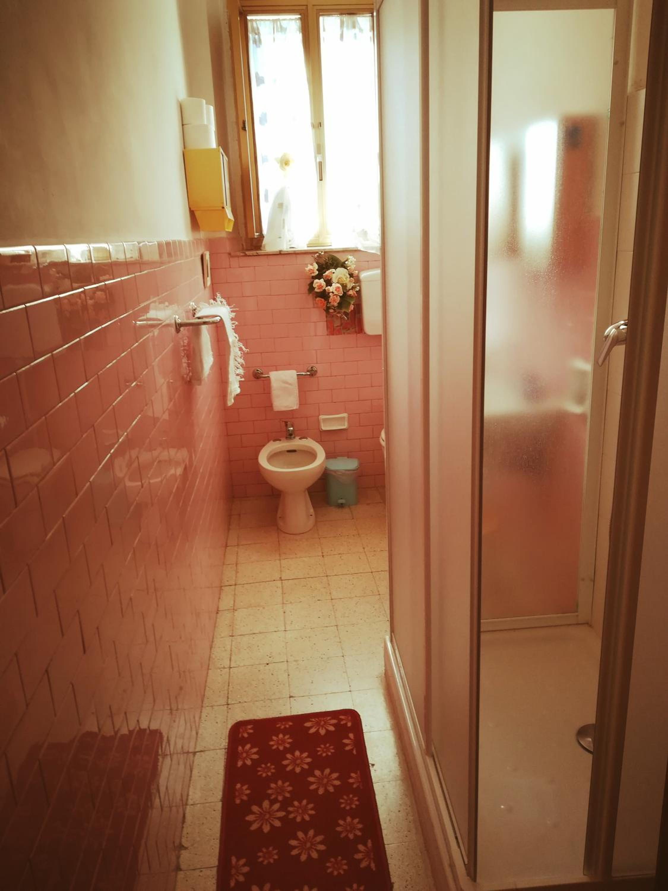 Double Room with Shared Bathroom photo 3