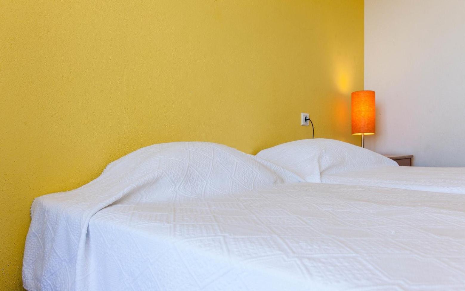 Twin Room - Photo 1