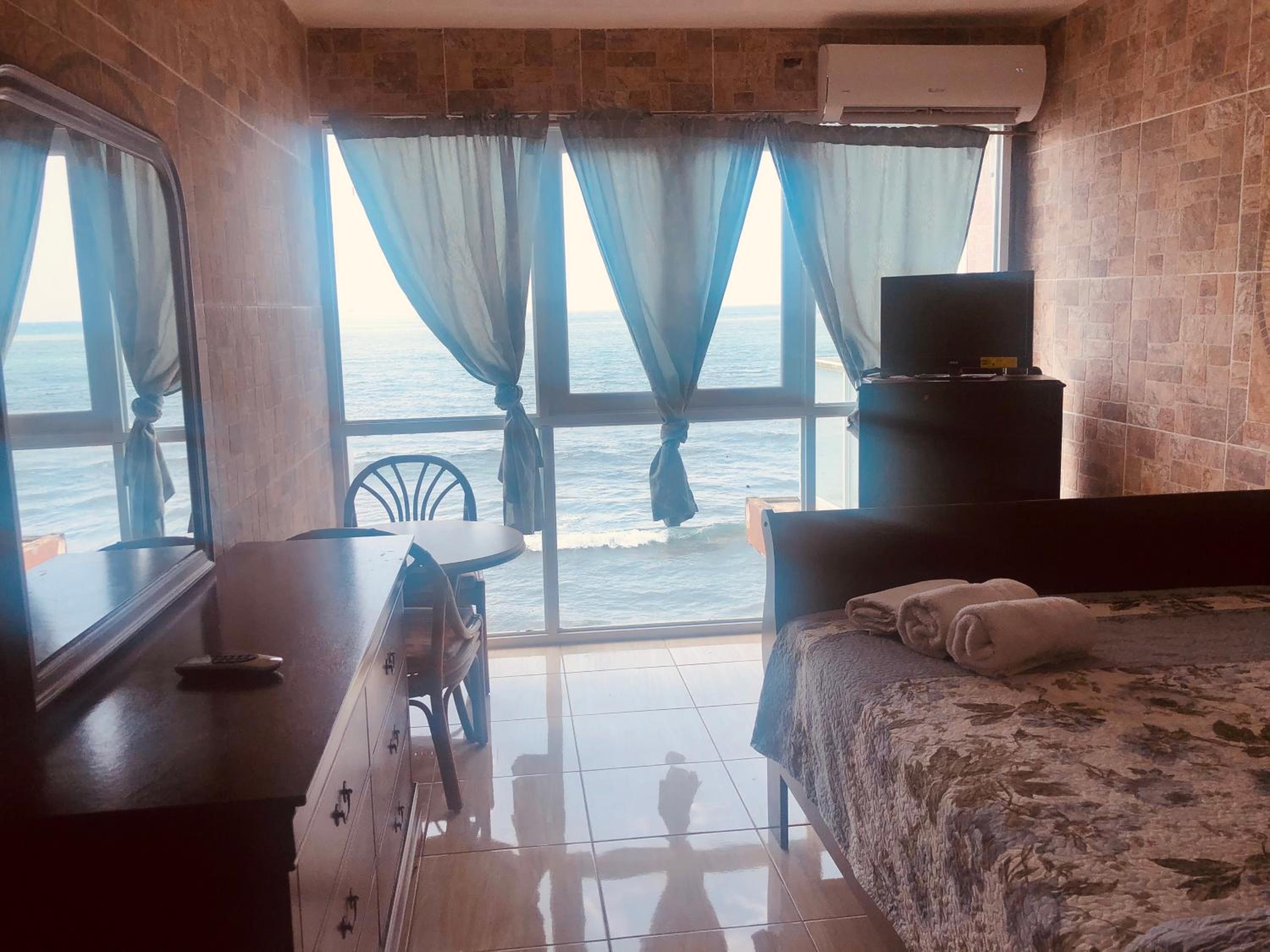Queen Room with Ocean View