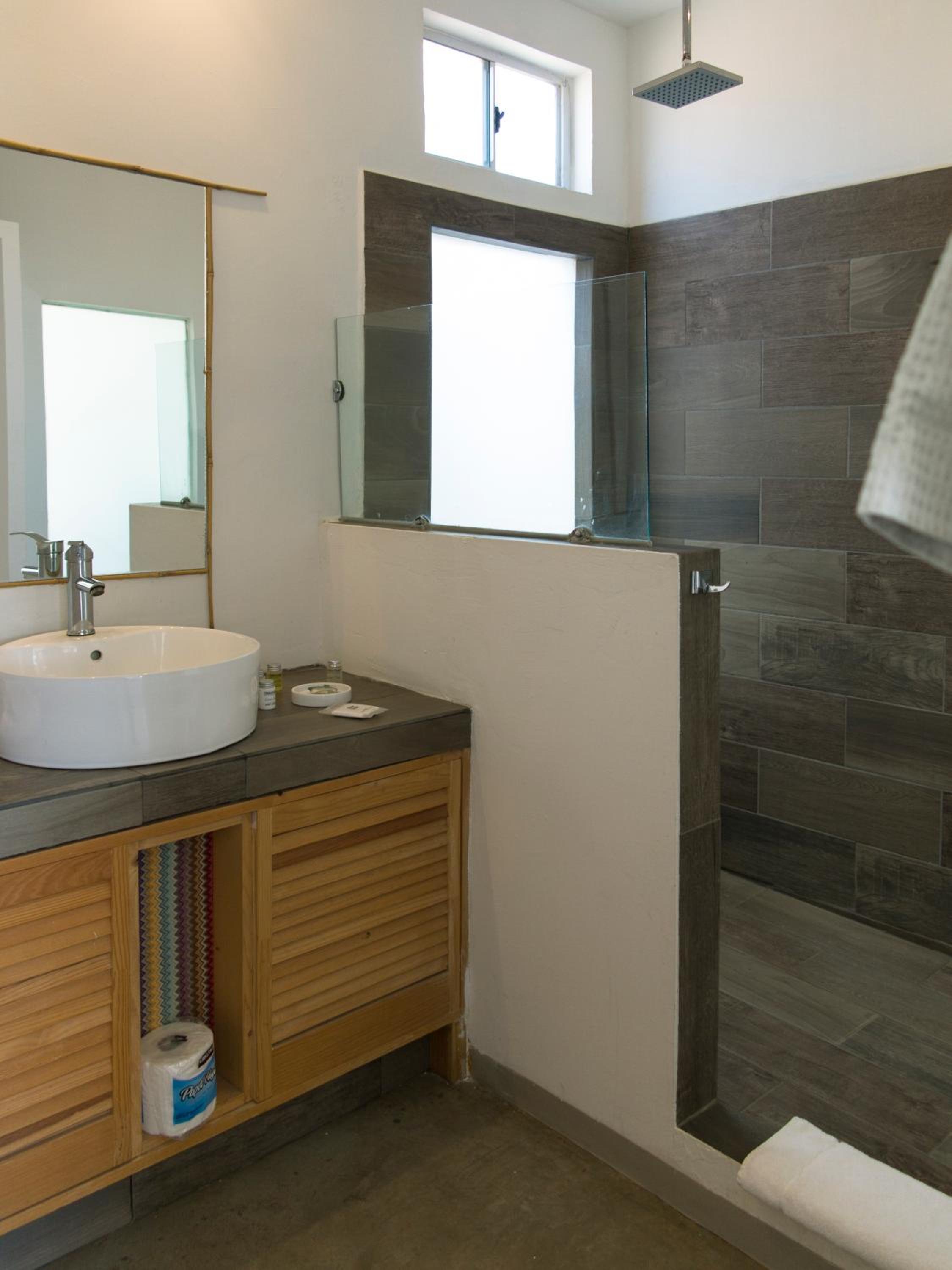 Suite with Mountain View photo 3