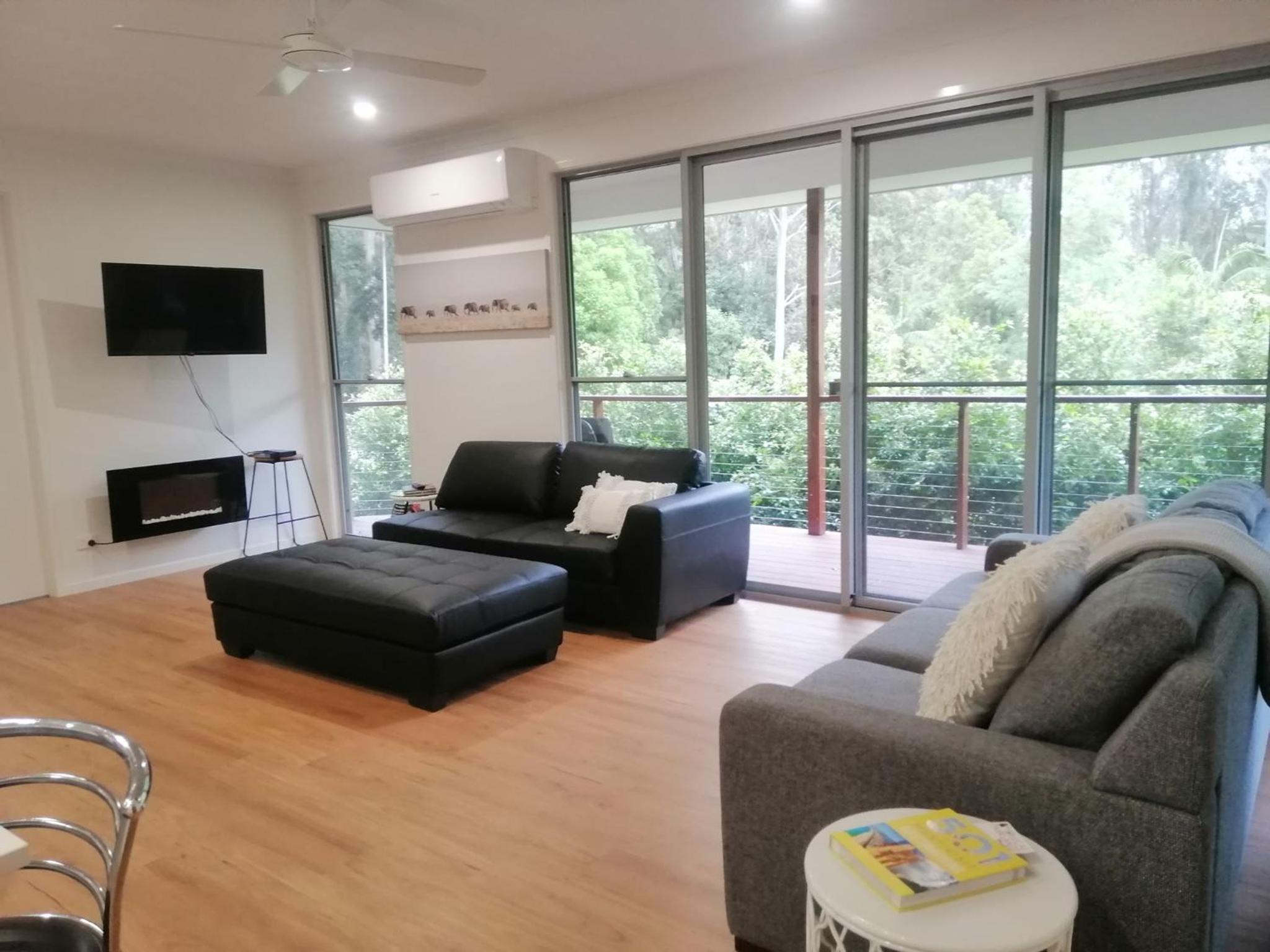 Two-Bedroom House - Photo 7