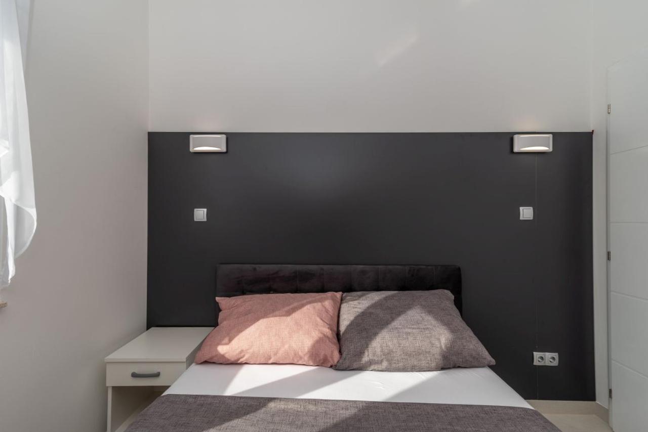 Two-Bedroom Apartment photo 2