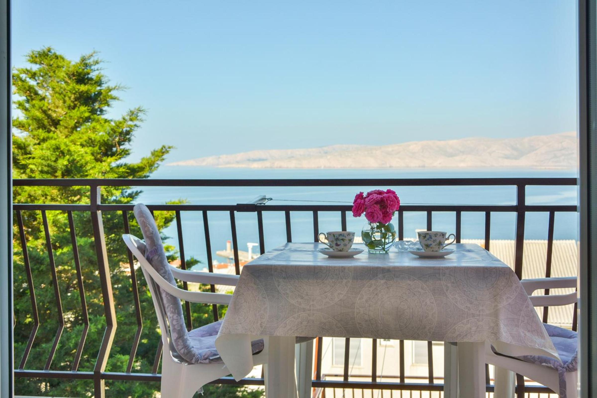 Apartment with Sea View