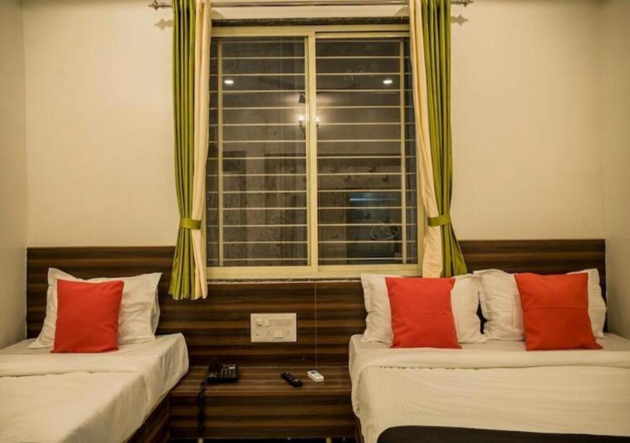 Superior Triple Room photo 2