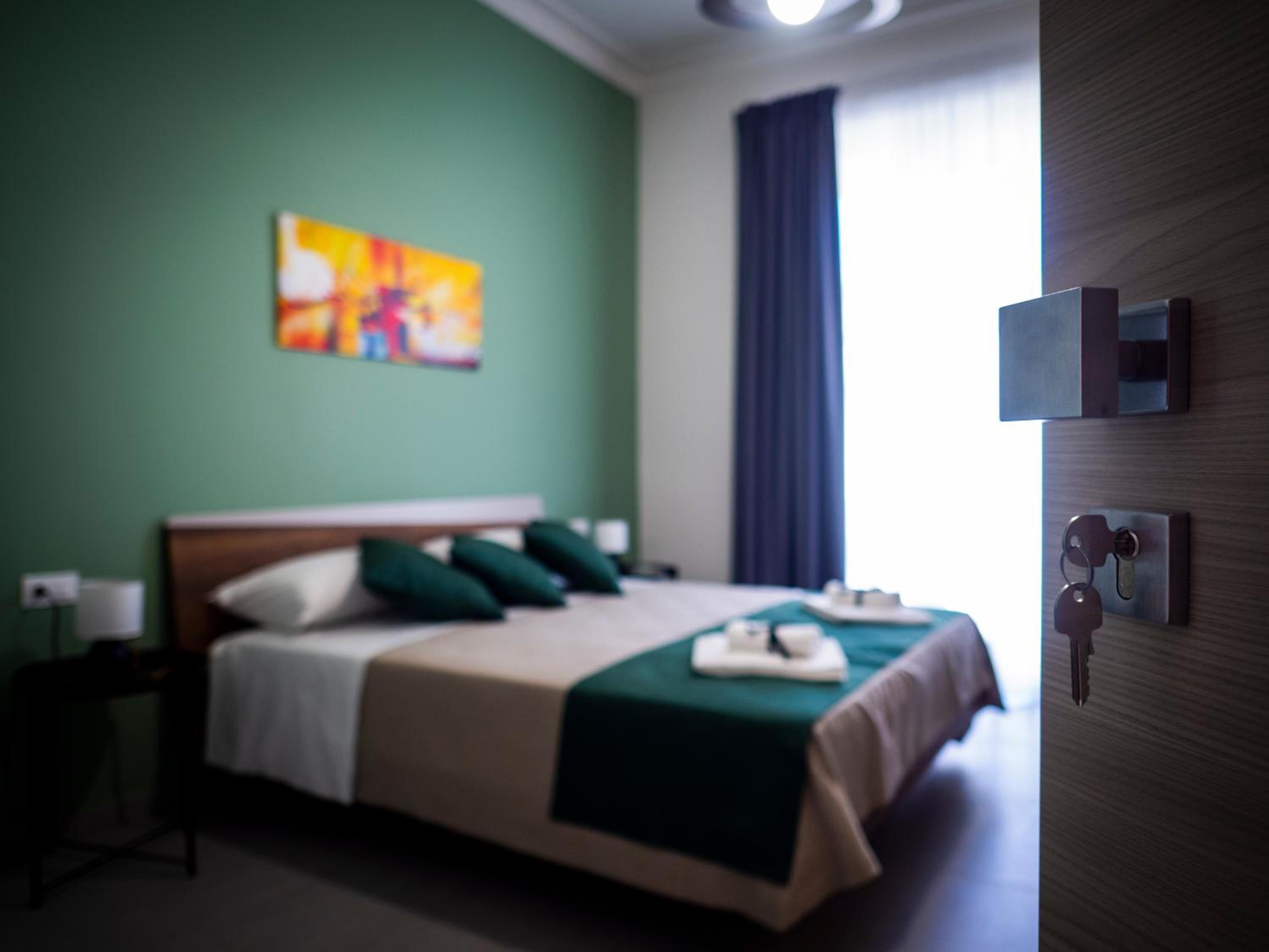 Triple Room with Private Bathroom - Photo 6
