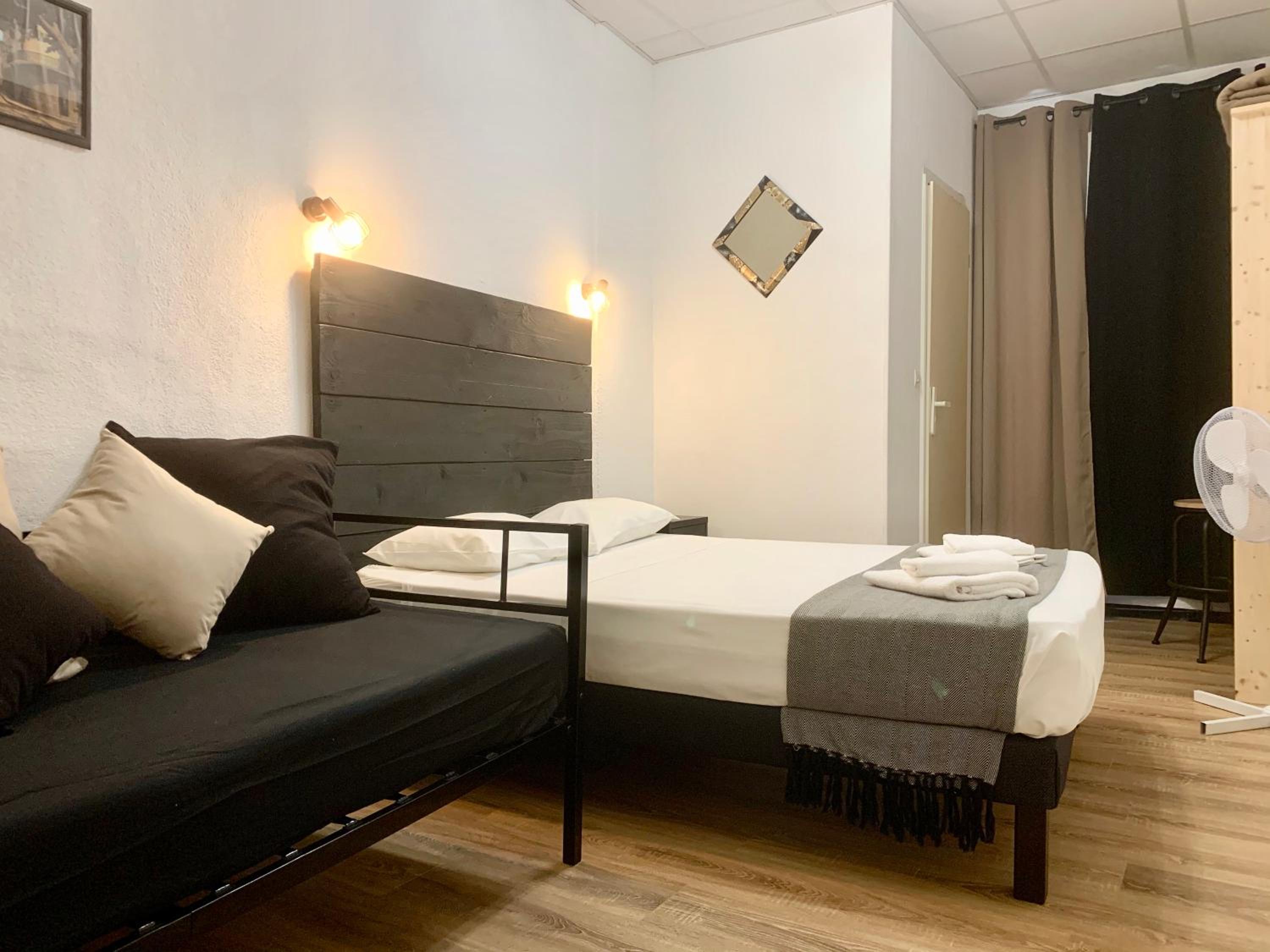 Triple Room - Photo 1