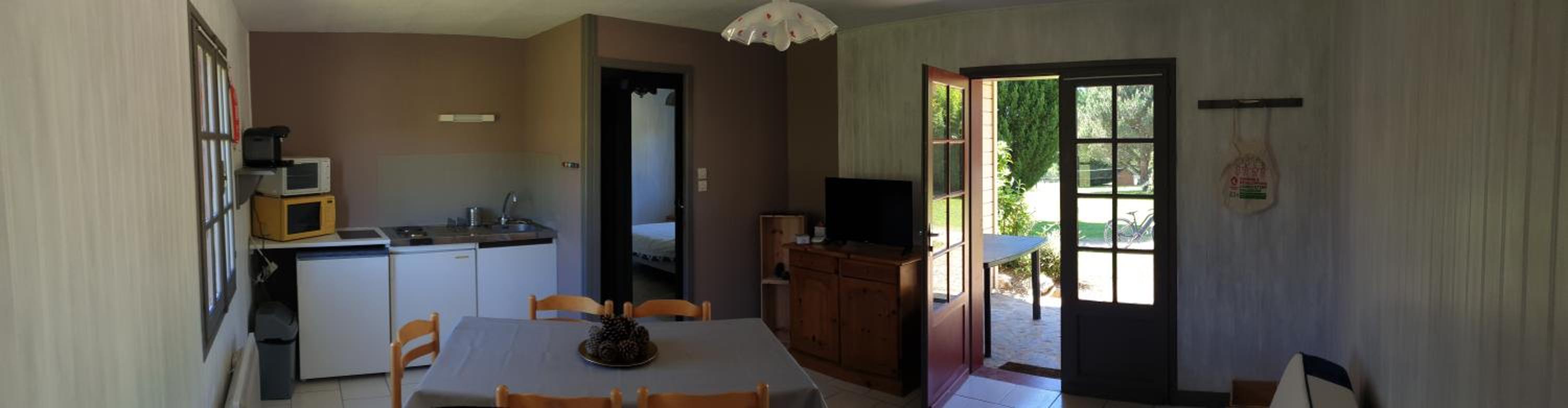 Two-Bedroom House photo 2