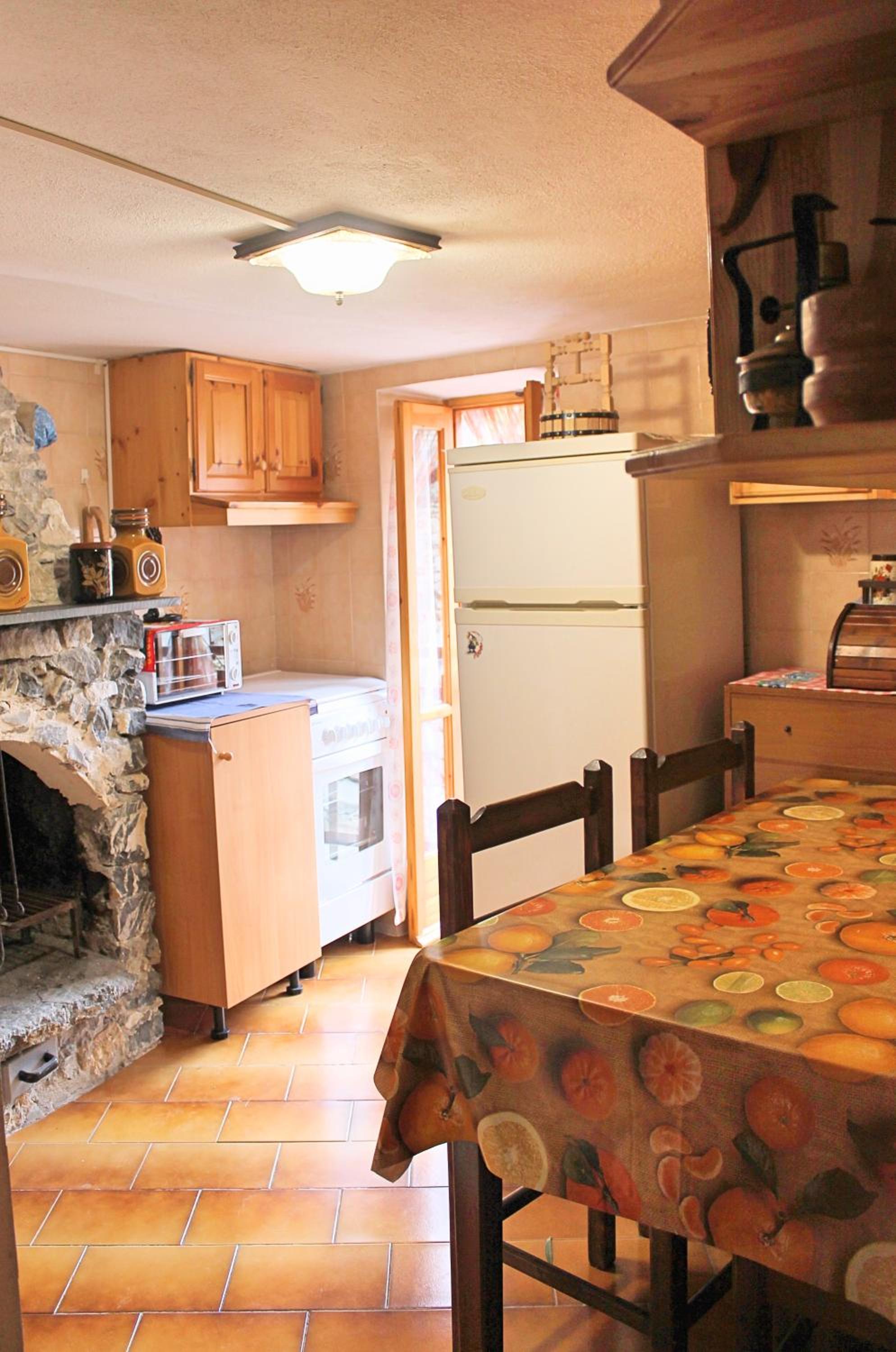 One-Bedroom House - Photo 14