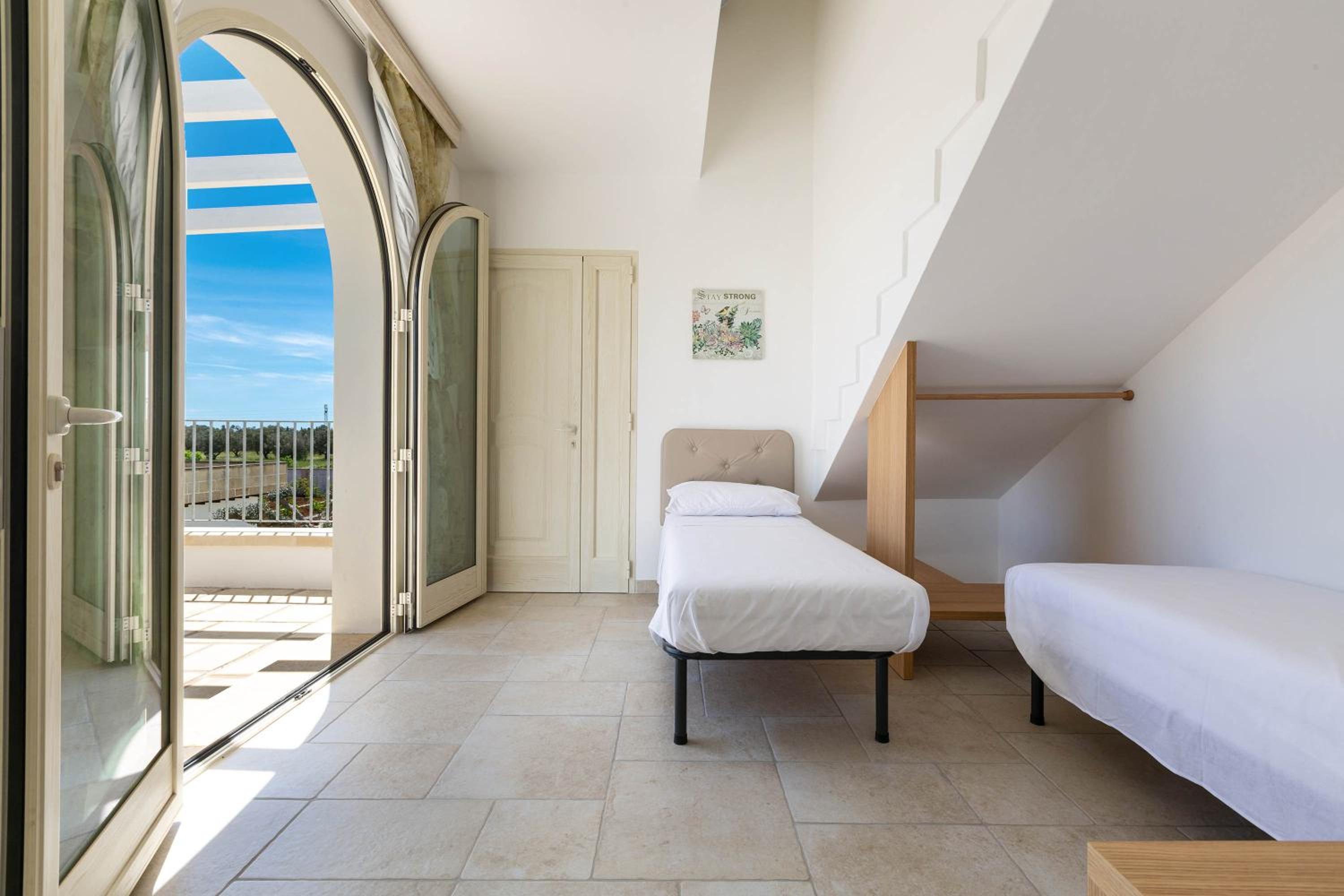 Quadruple Room with Terrace