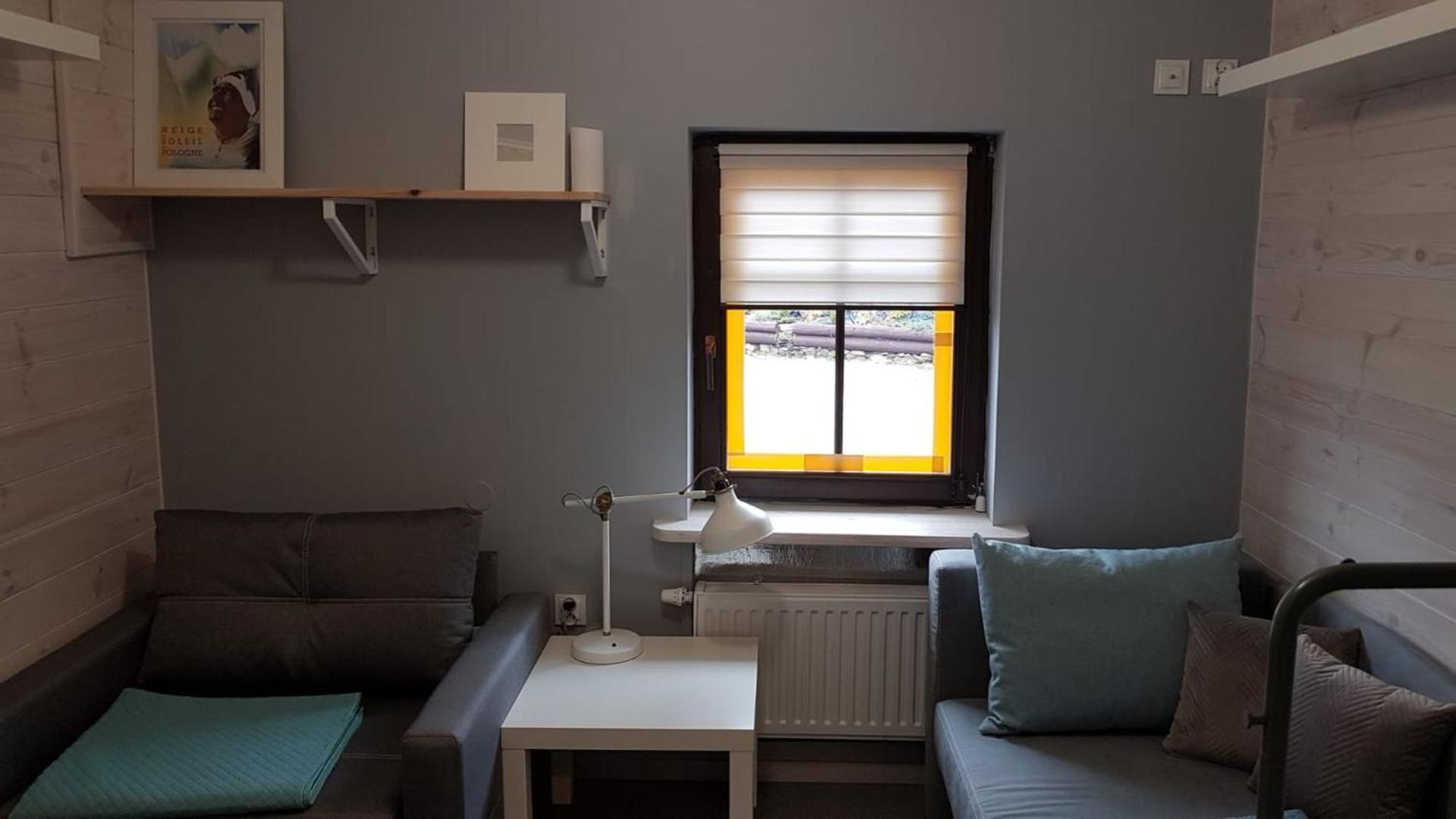 Small Single Room photo 1