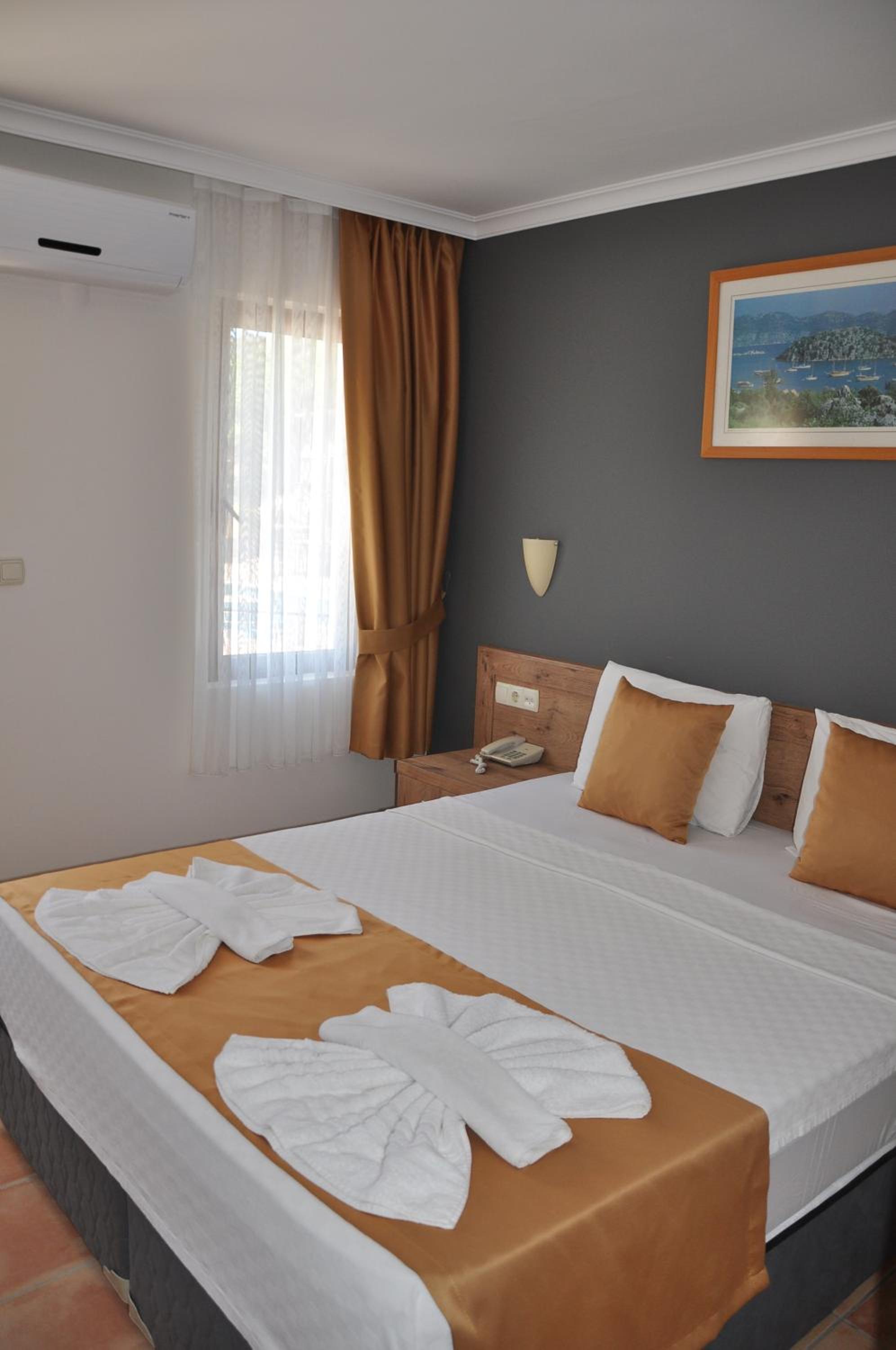 Double Room with Garden View photo 3