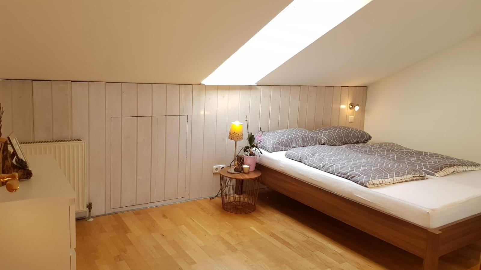 One-Bedroom Apartment - Photo 8