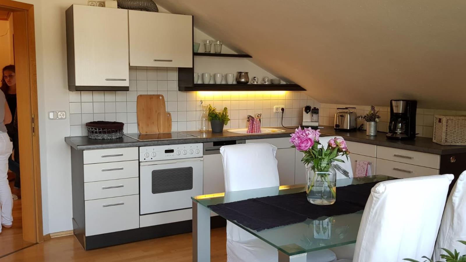 One-Bedroom Apartment - Photo 11