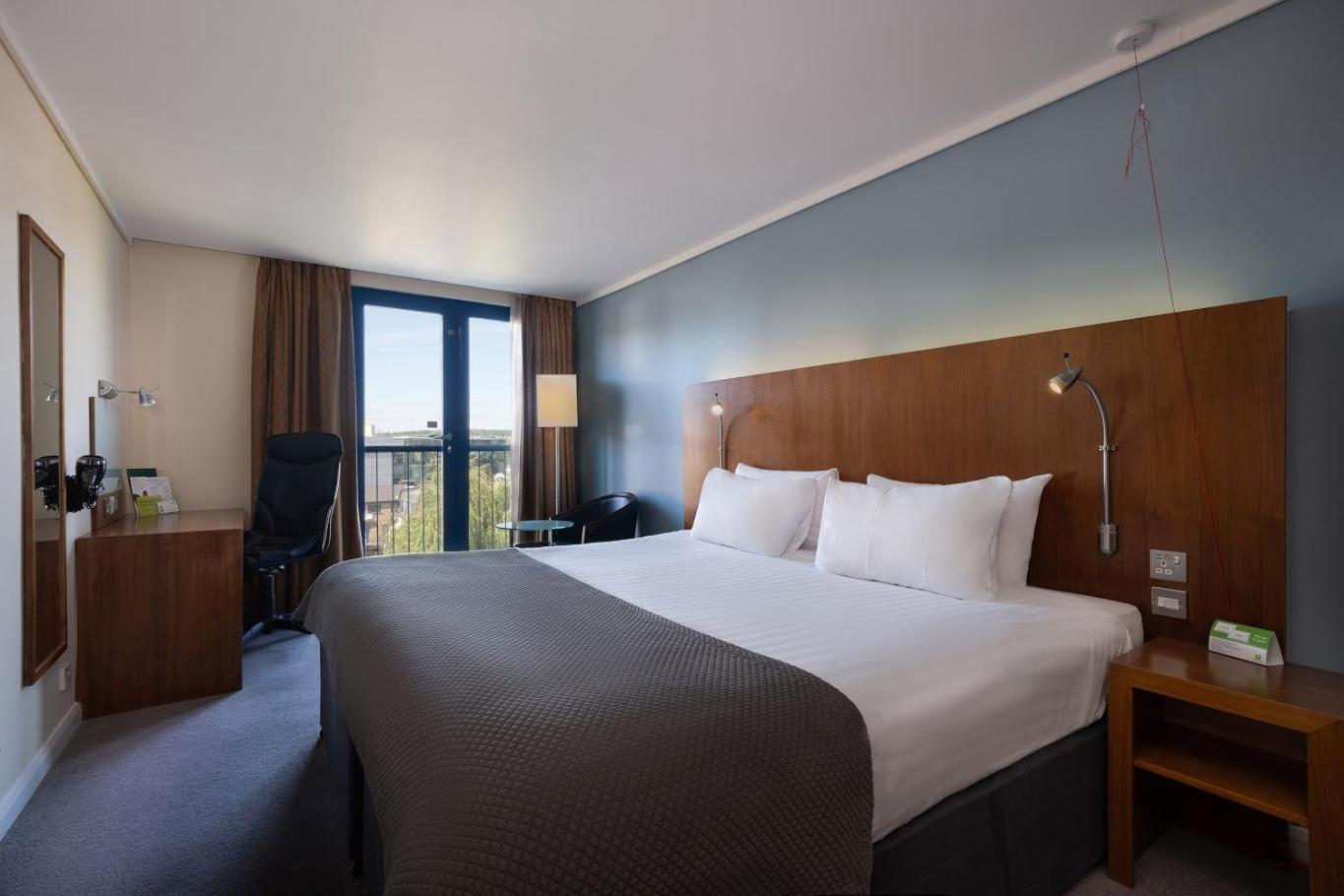 Standard Queen Room - Disability Access photo 1
