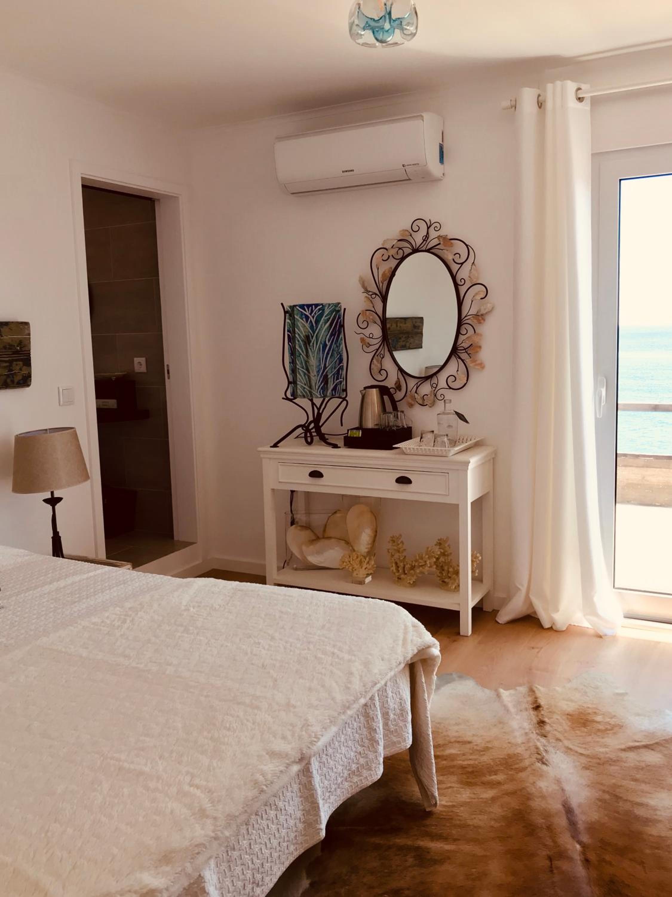 Junior Suite with Sea View photo 2
