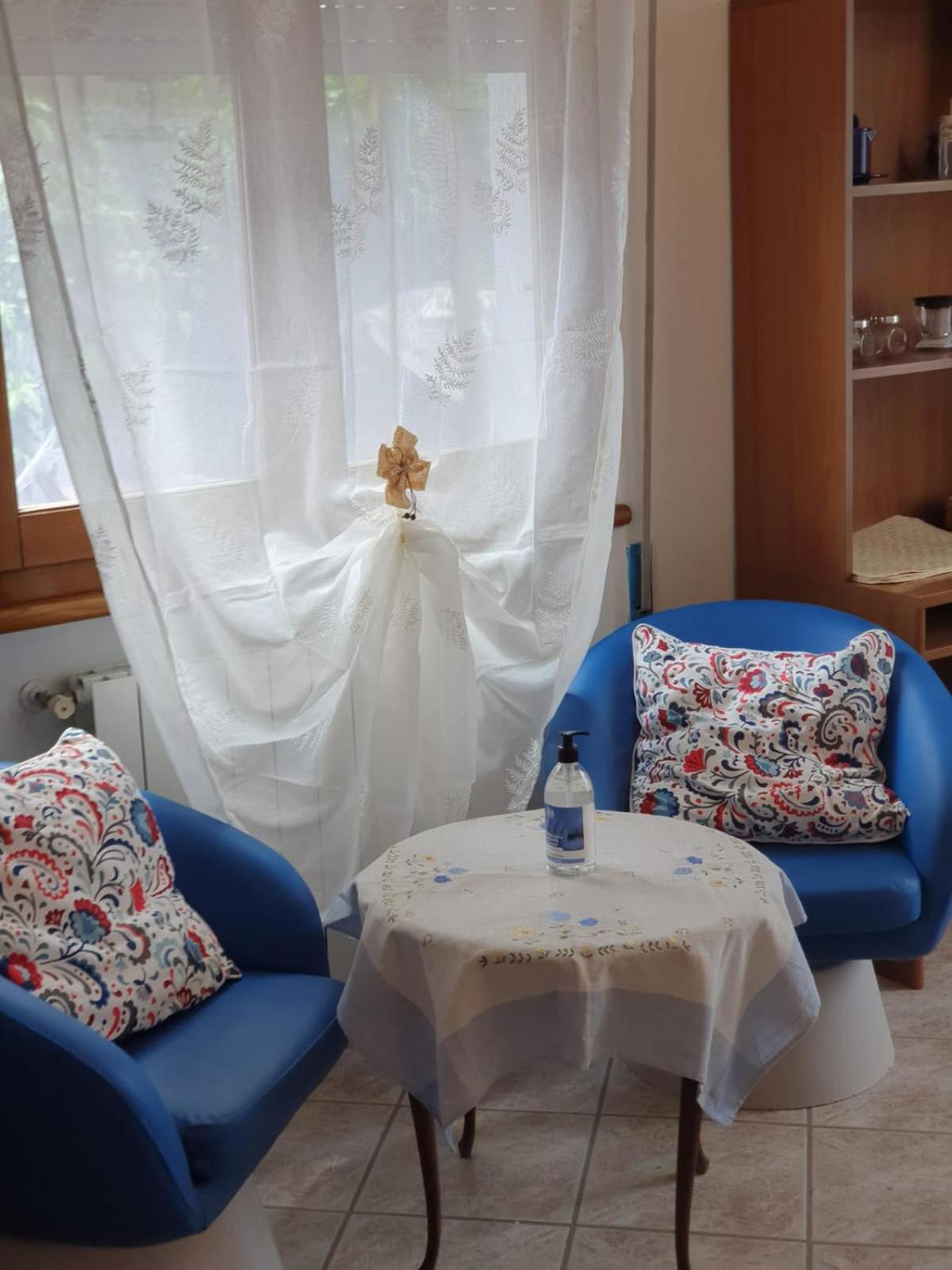King Room with Balcony photo 2
