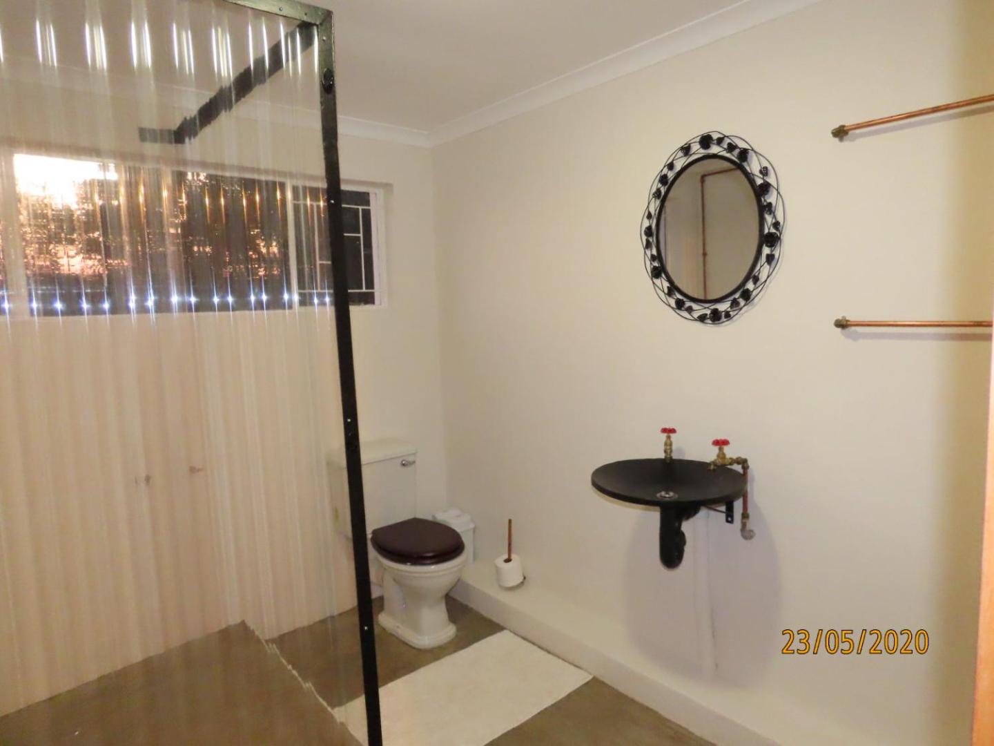 Two-Bedroom Apartment - Photo 9