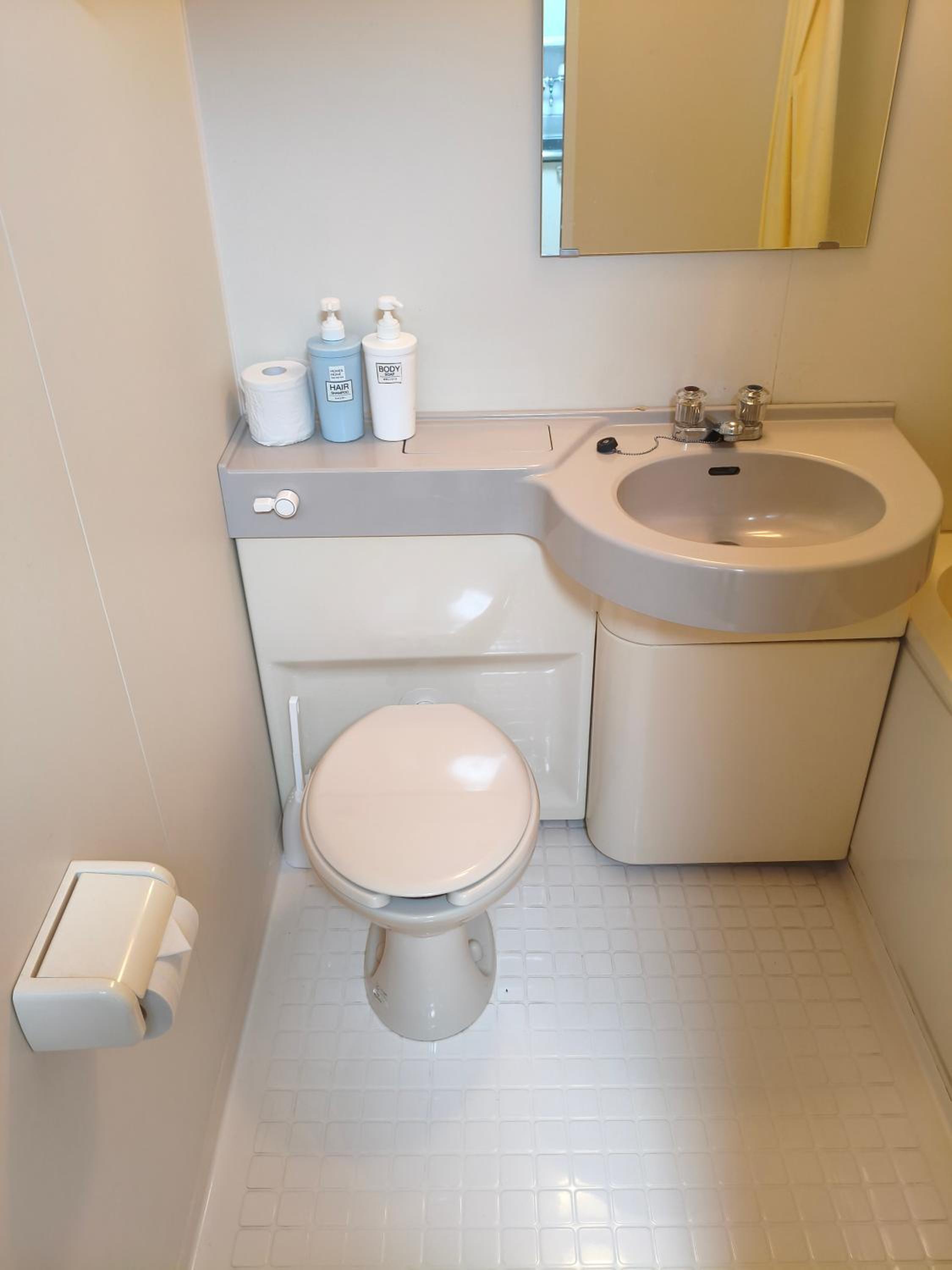 Single Room with Shared Shower and Toilet