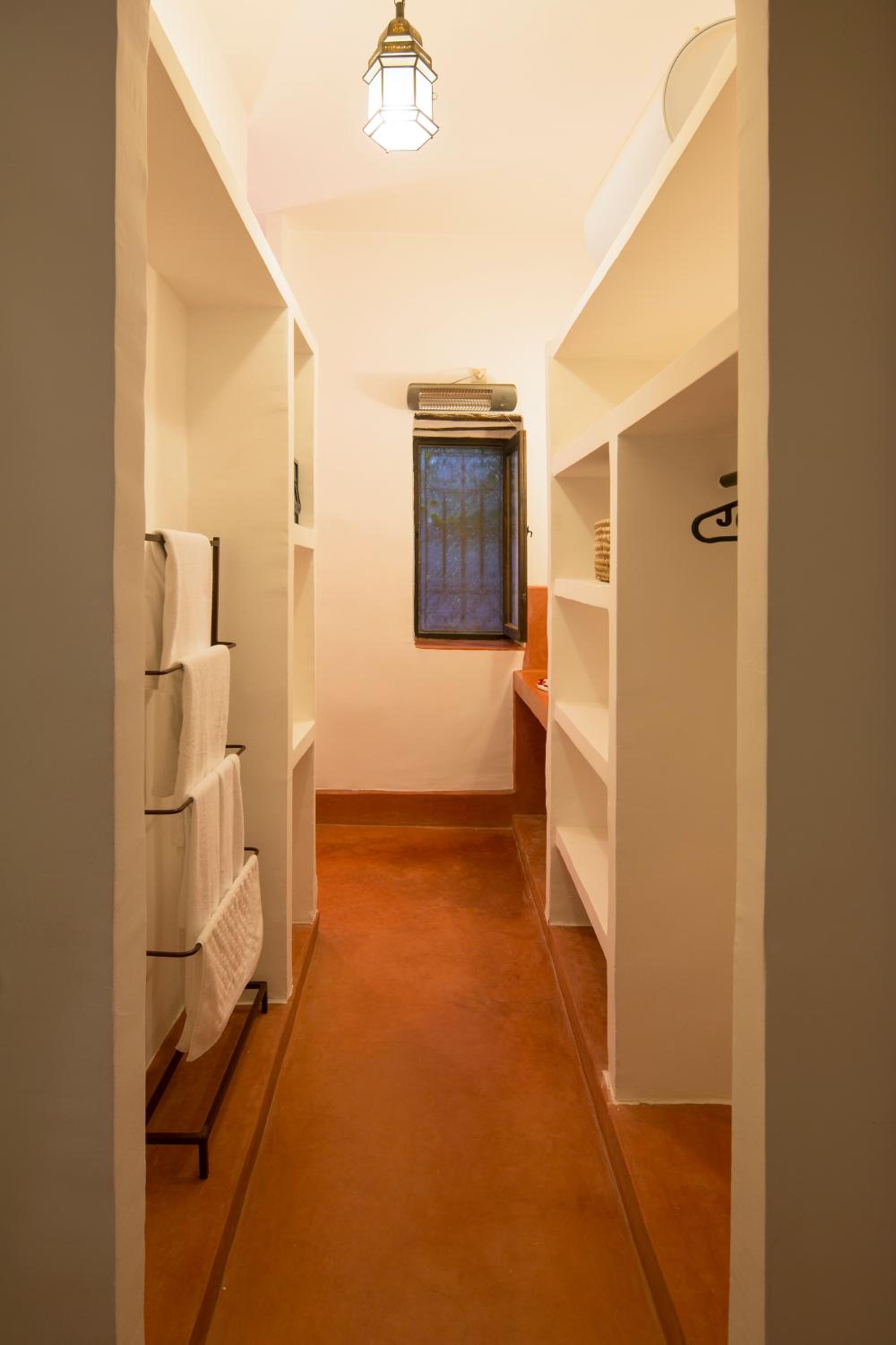 Deluxe Double or Twin Room photo 2