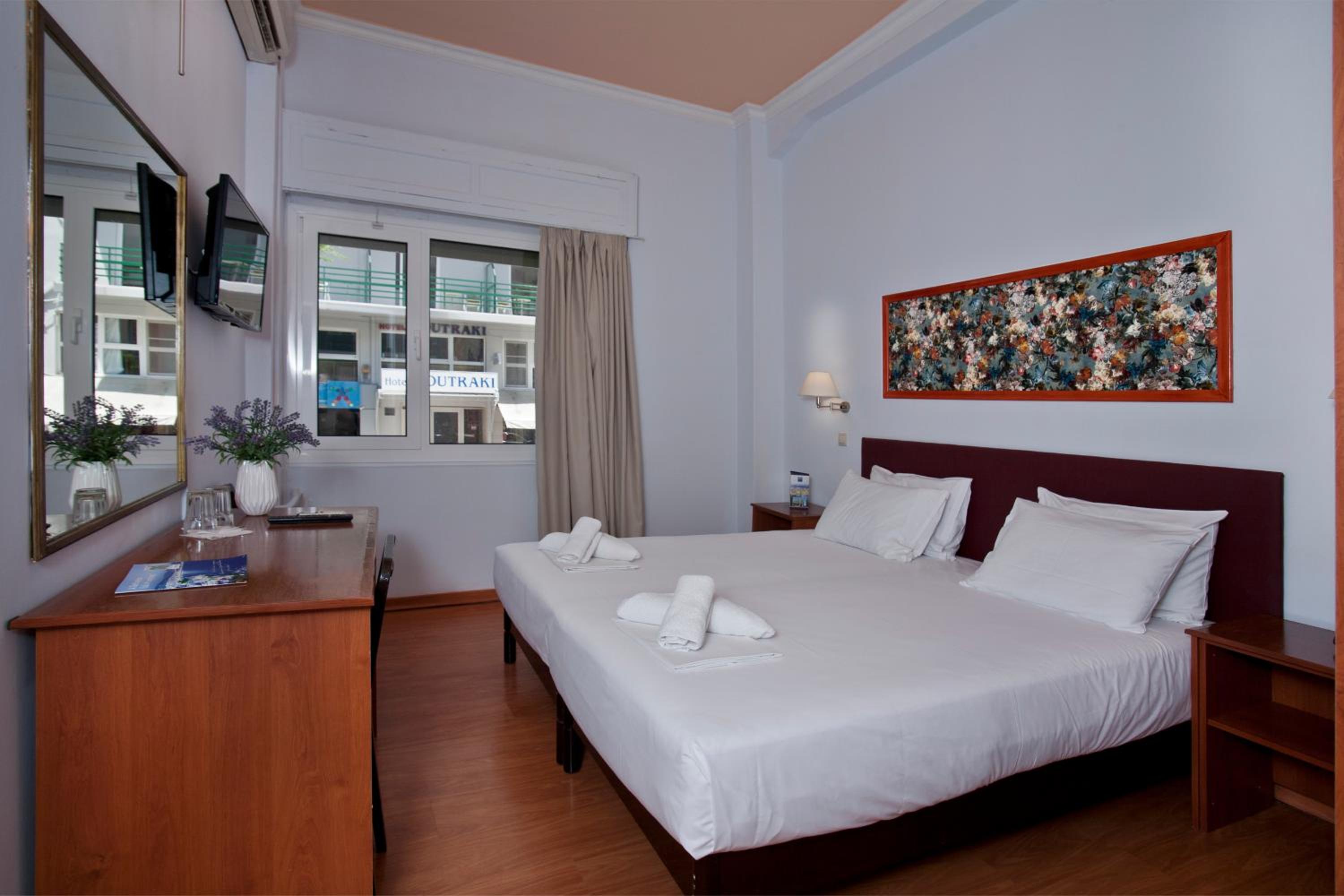 Basic Double Room - Ground Floor