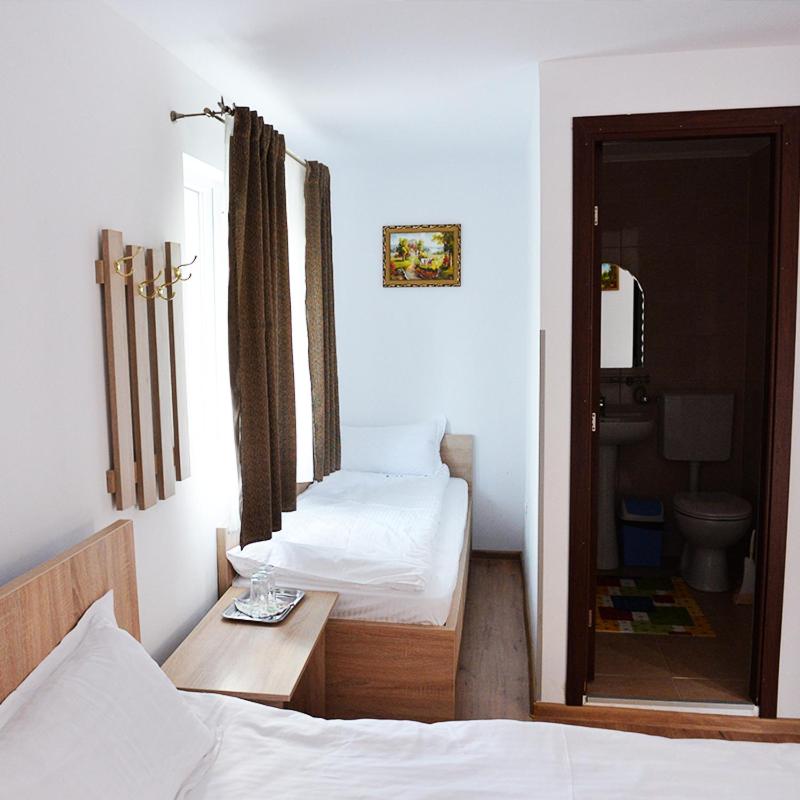 Triple Room - Photo 4