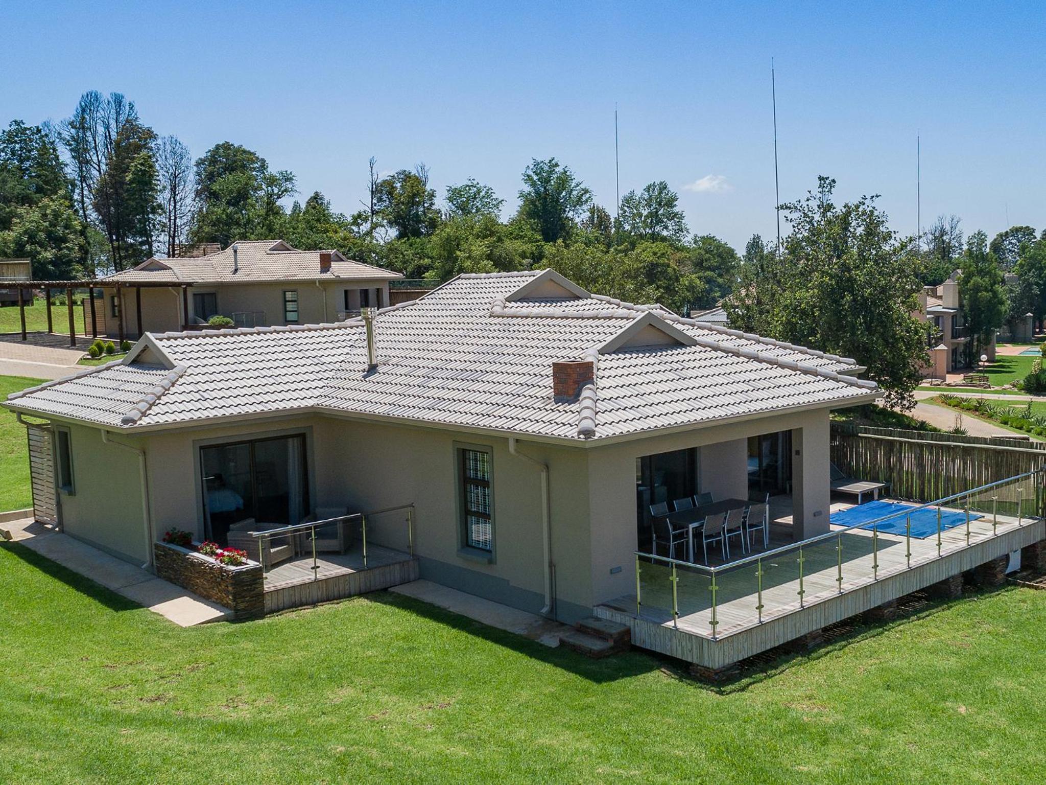 Two Bedroom Villa with Splash Pool photo 2