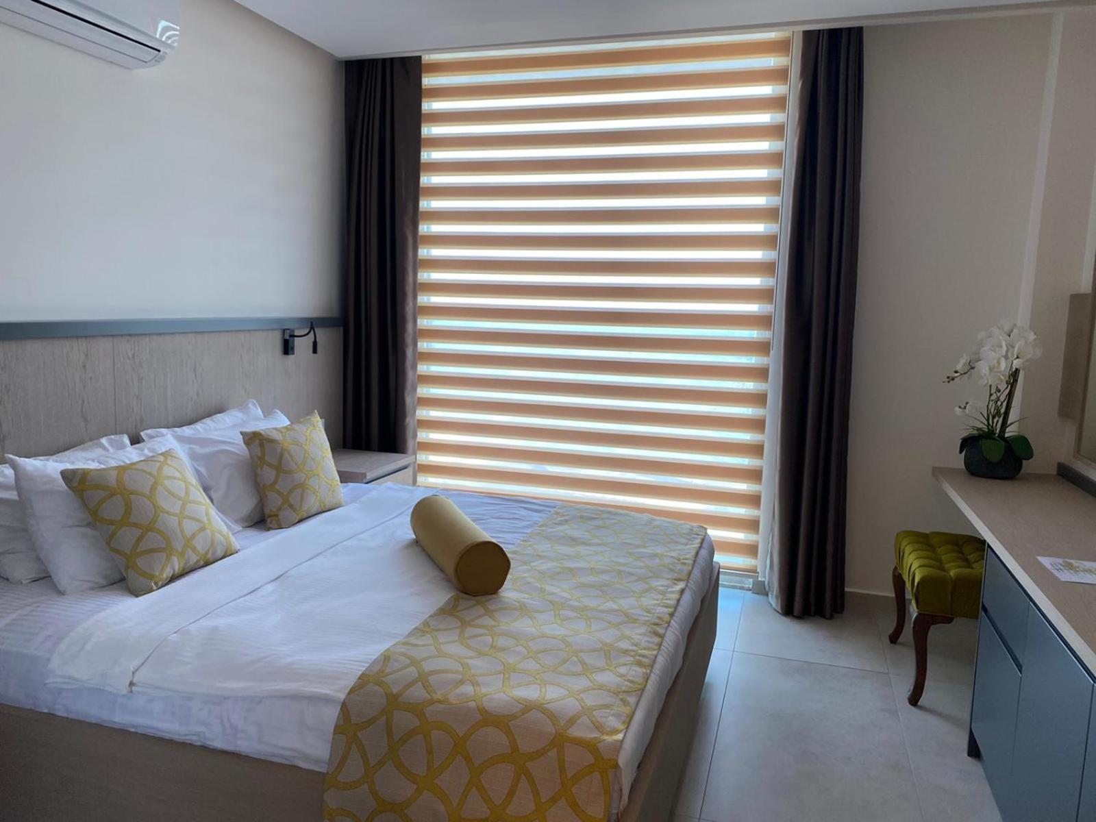 Deluxe Family Suite photo 3