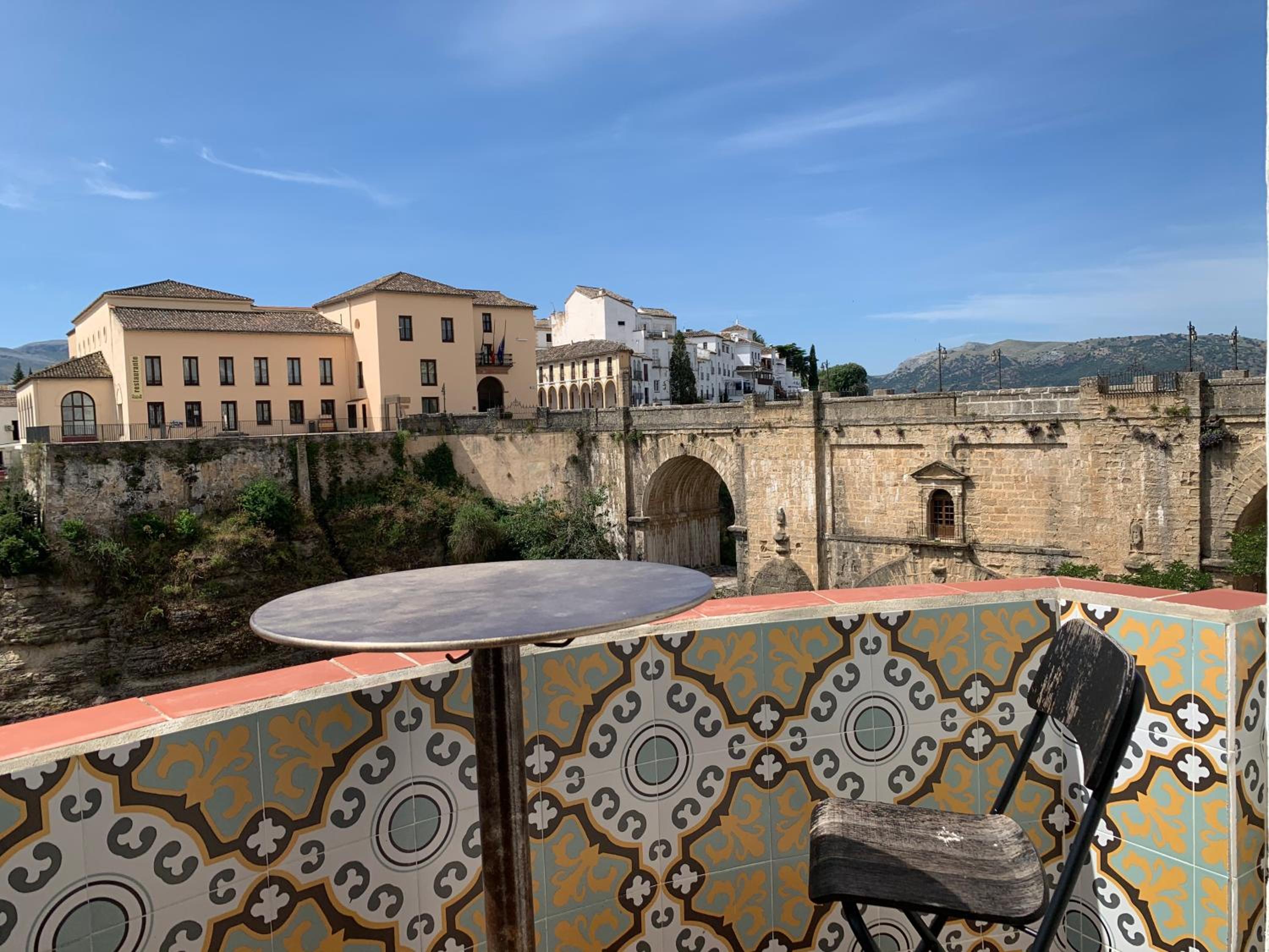 Double or Twin Room with Terrace and Puente Nuevo view photo 2