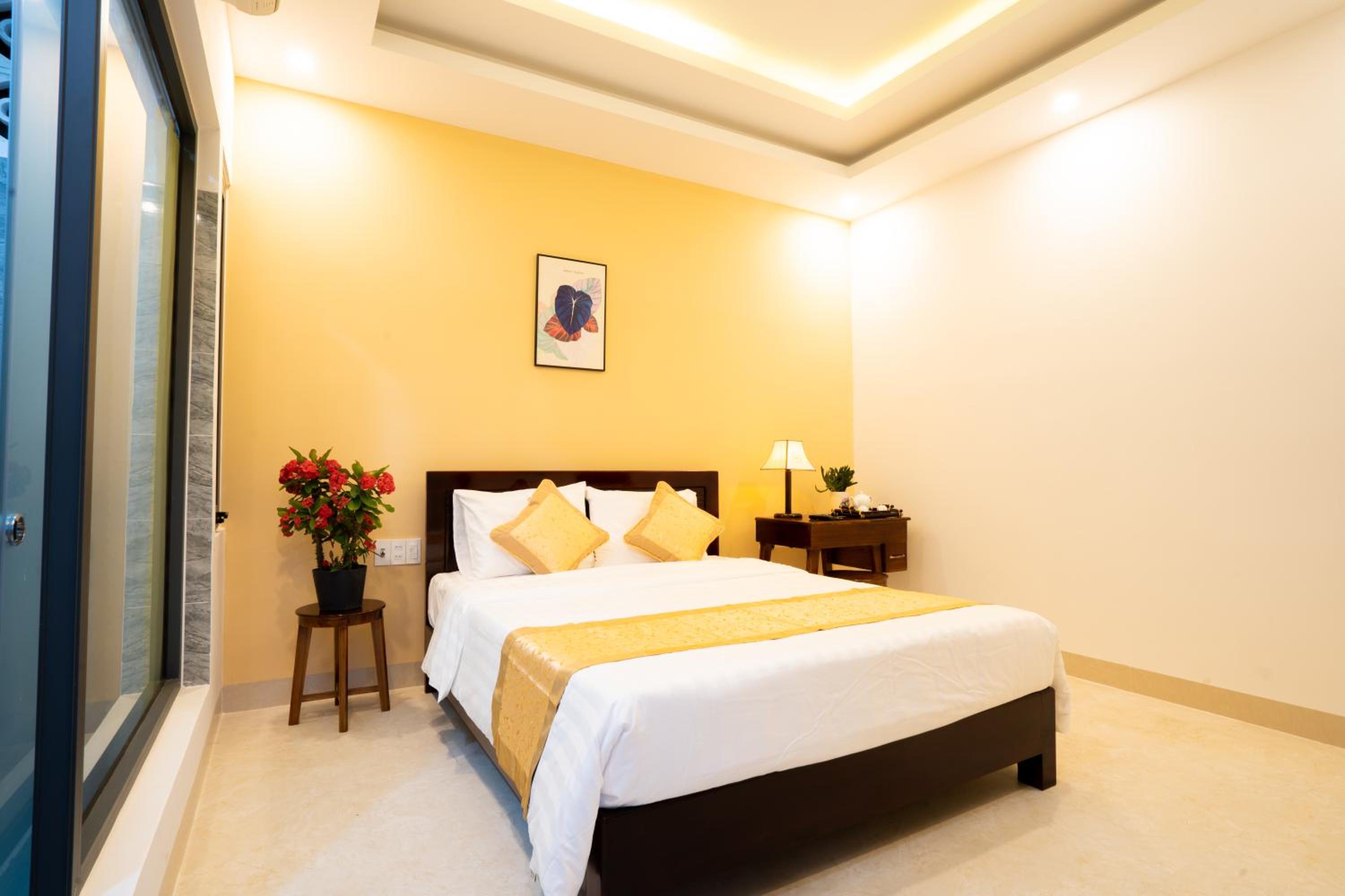 Superior Double or Twin Room with City View