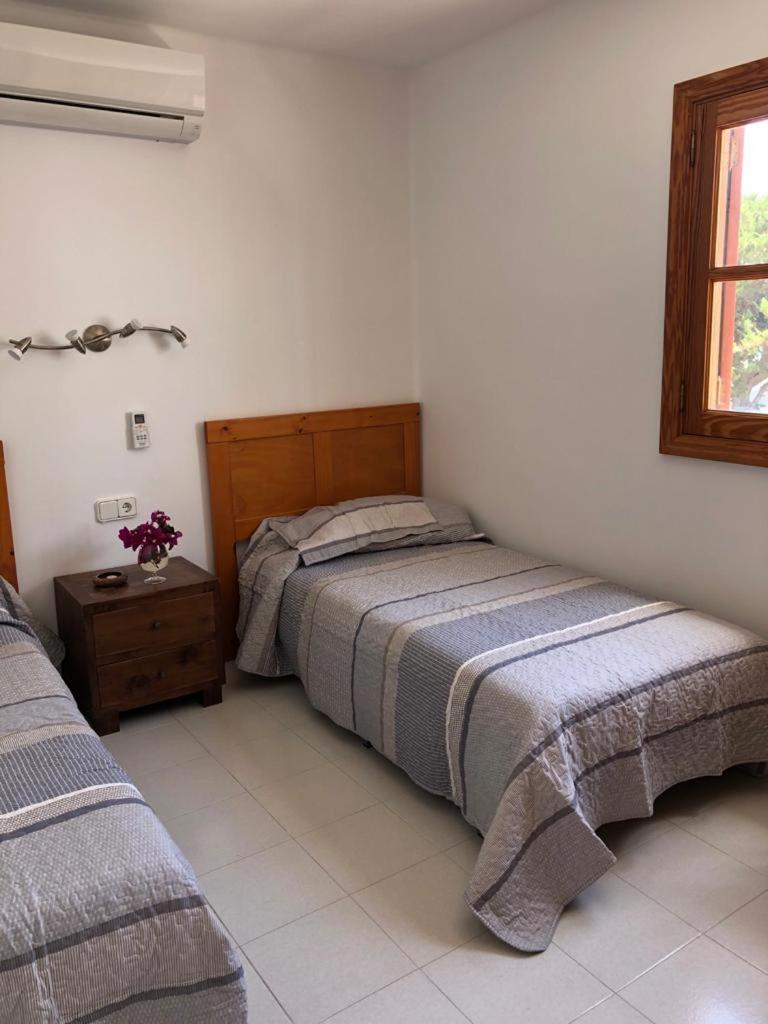 Three-Bedroom Villa photo 2