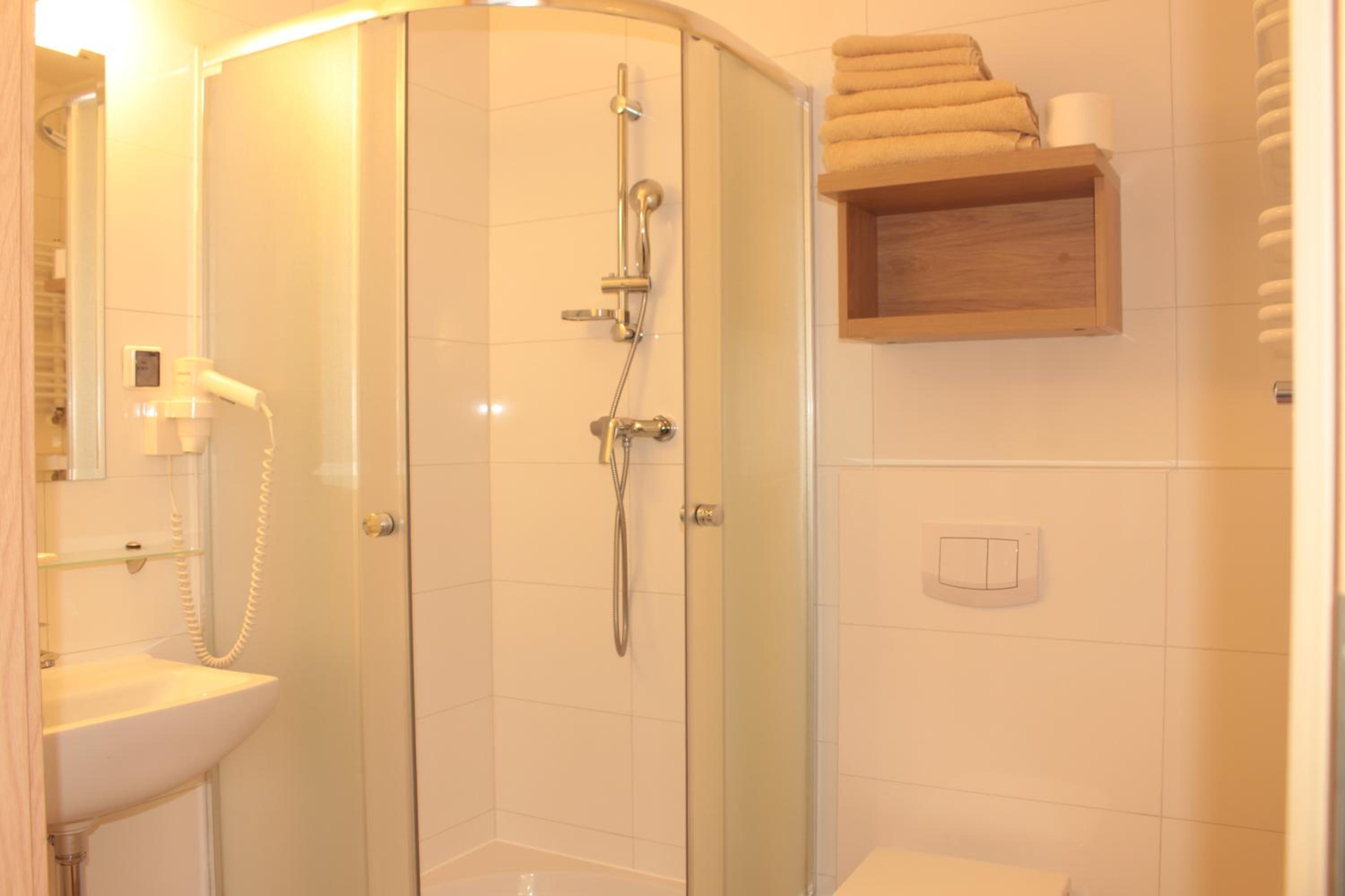 Triple Room - Photo 5