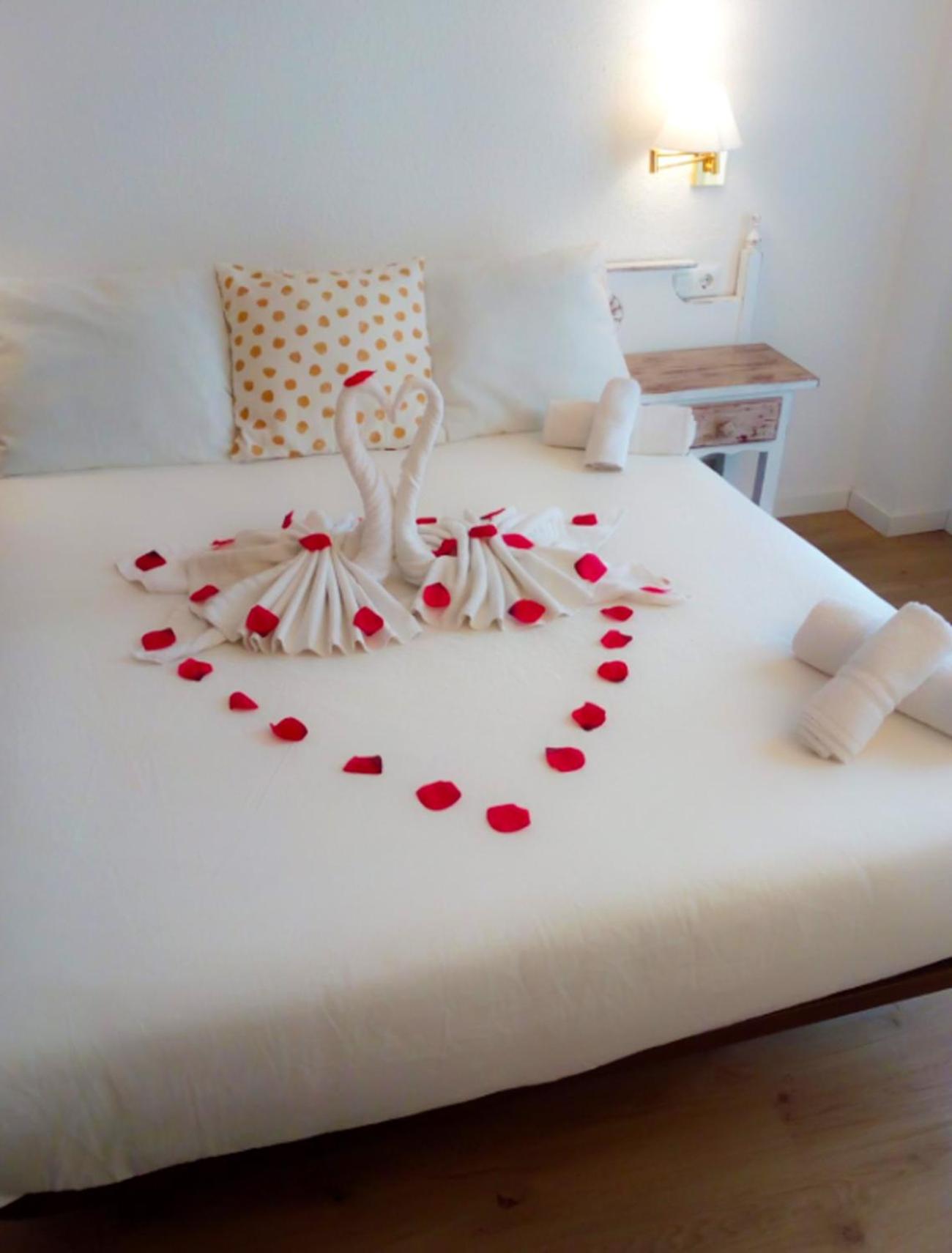 Double or Twin Room with Terrace