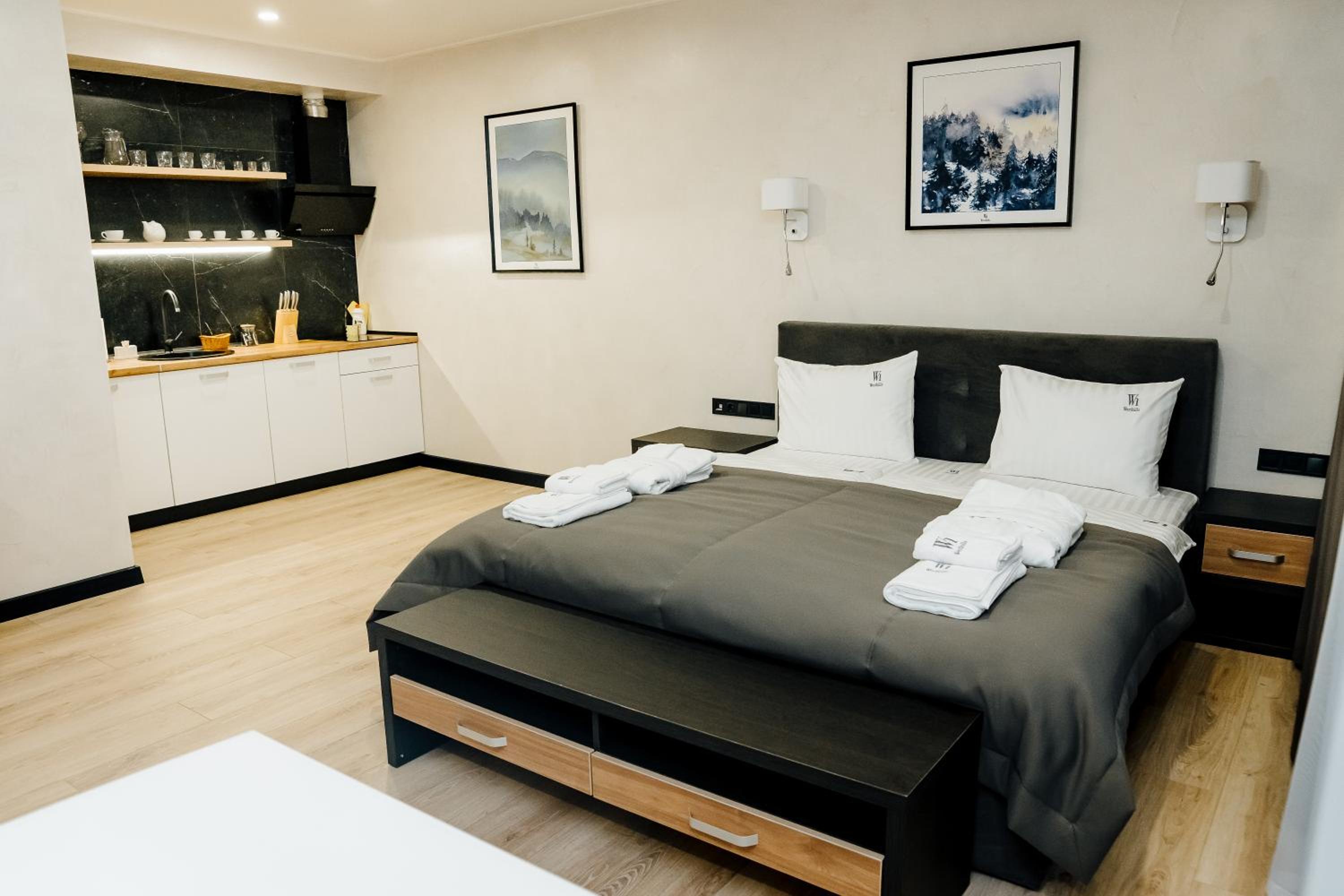 Studio Apartment