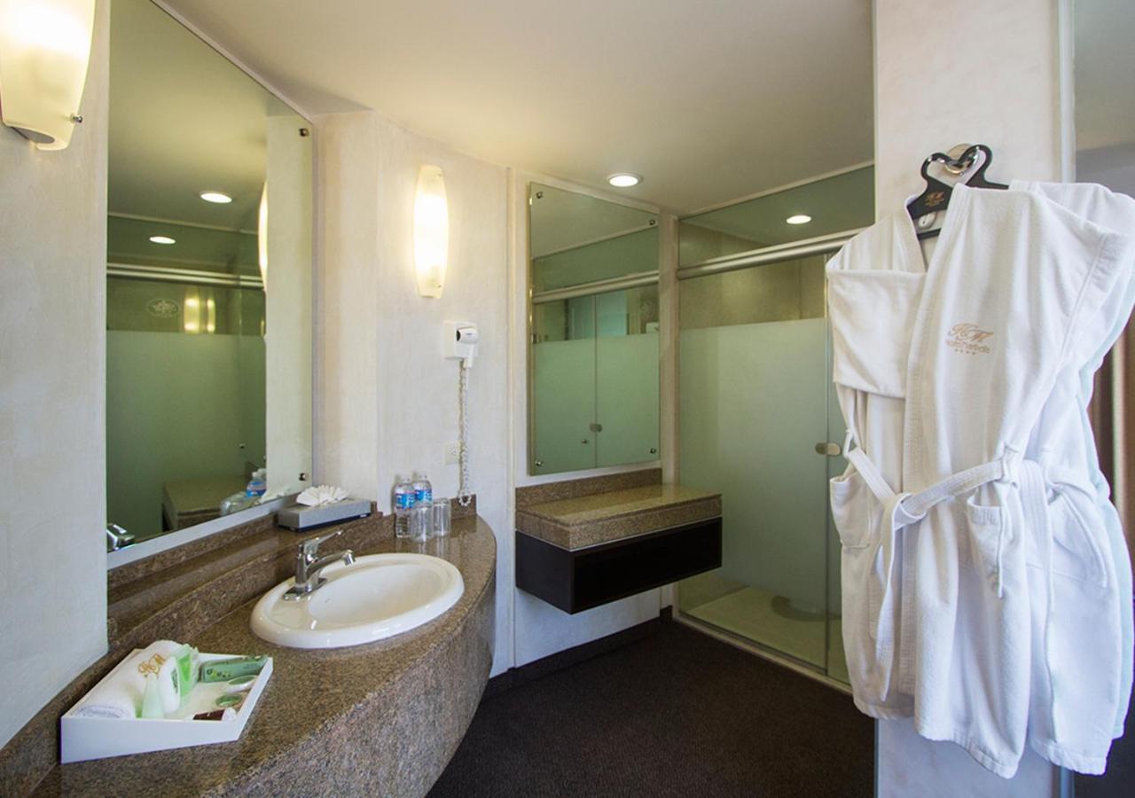 Master Suite photo 2