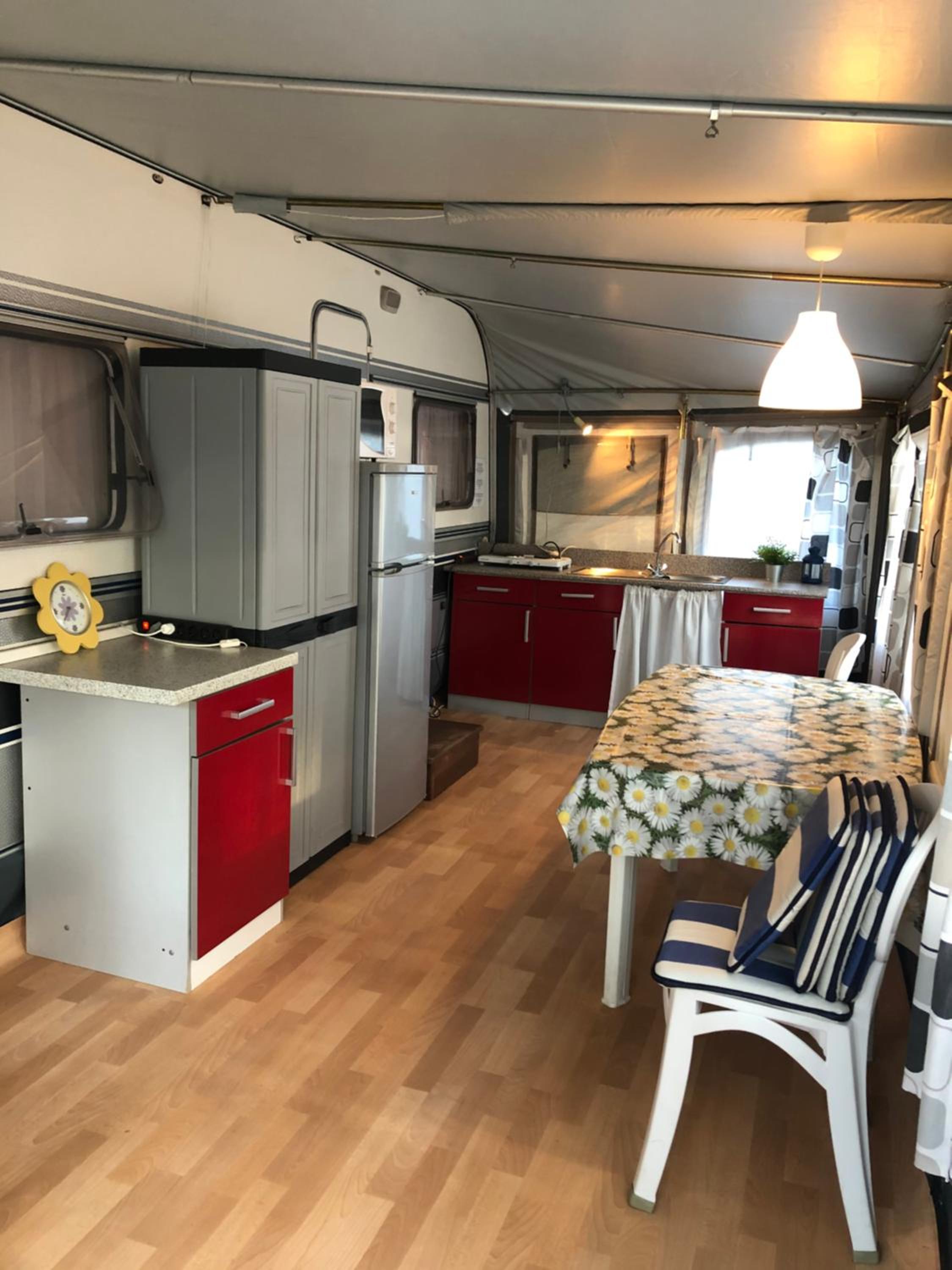 Caravan photo 1