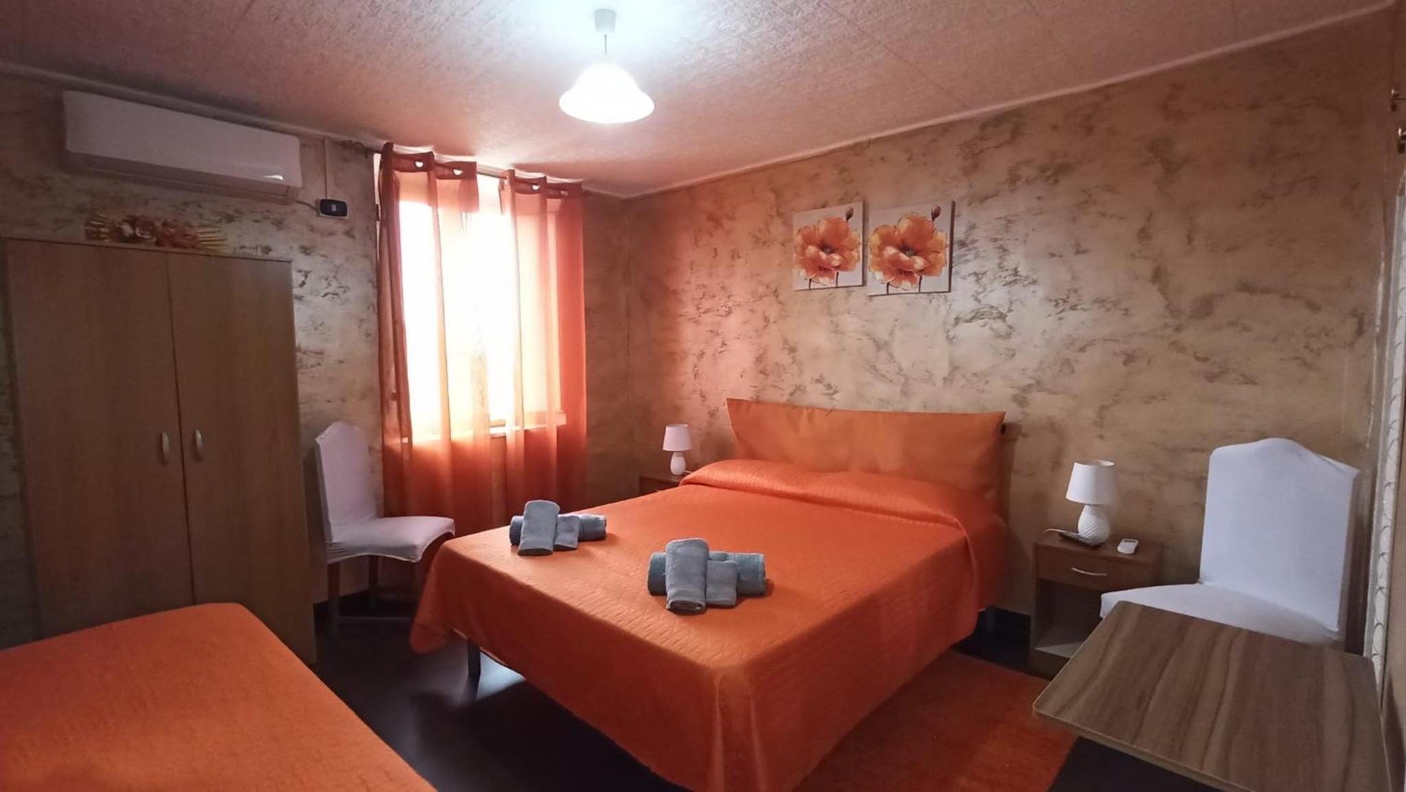 Double Room With Extra Bed photo 1